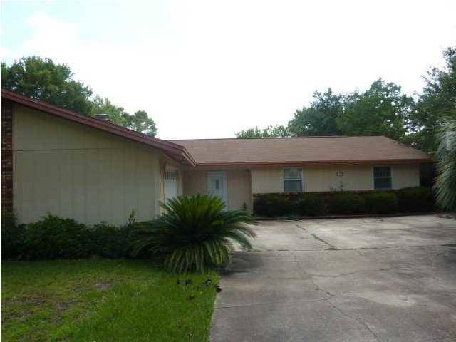 Mary Esther, FL 32569,37 Lakeview Drive