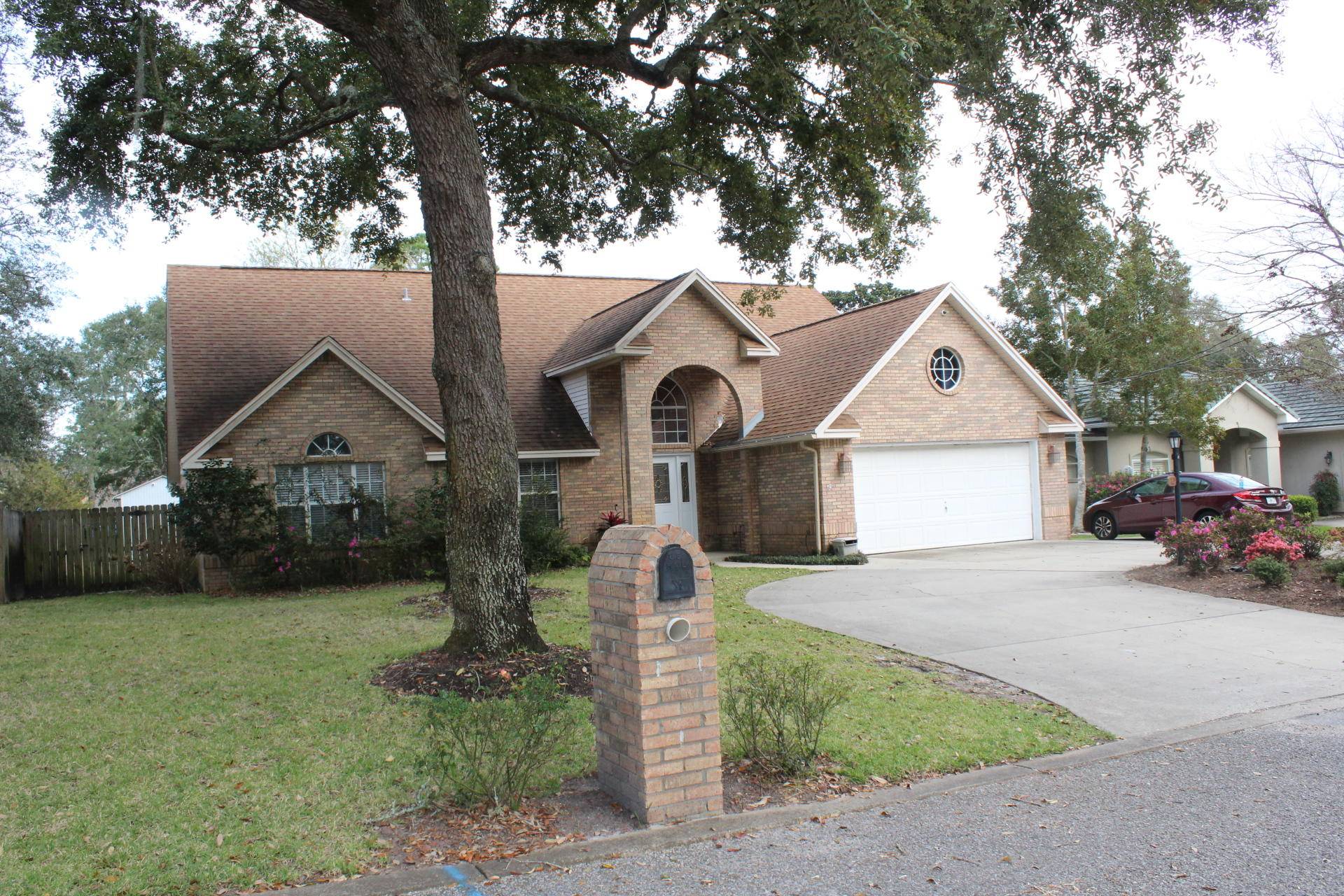 Mary Esther, FL 32569,12 Kimbrough Road