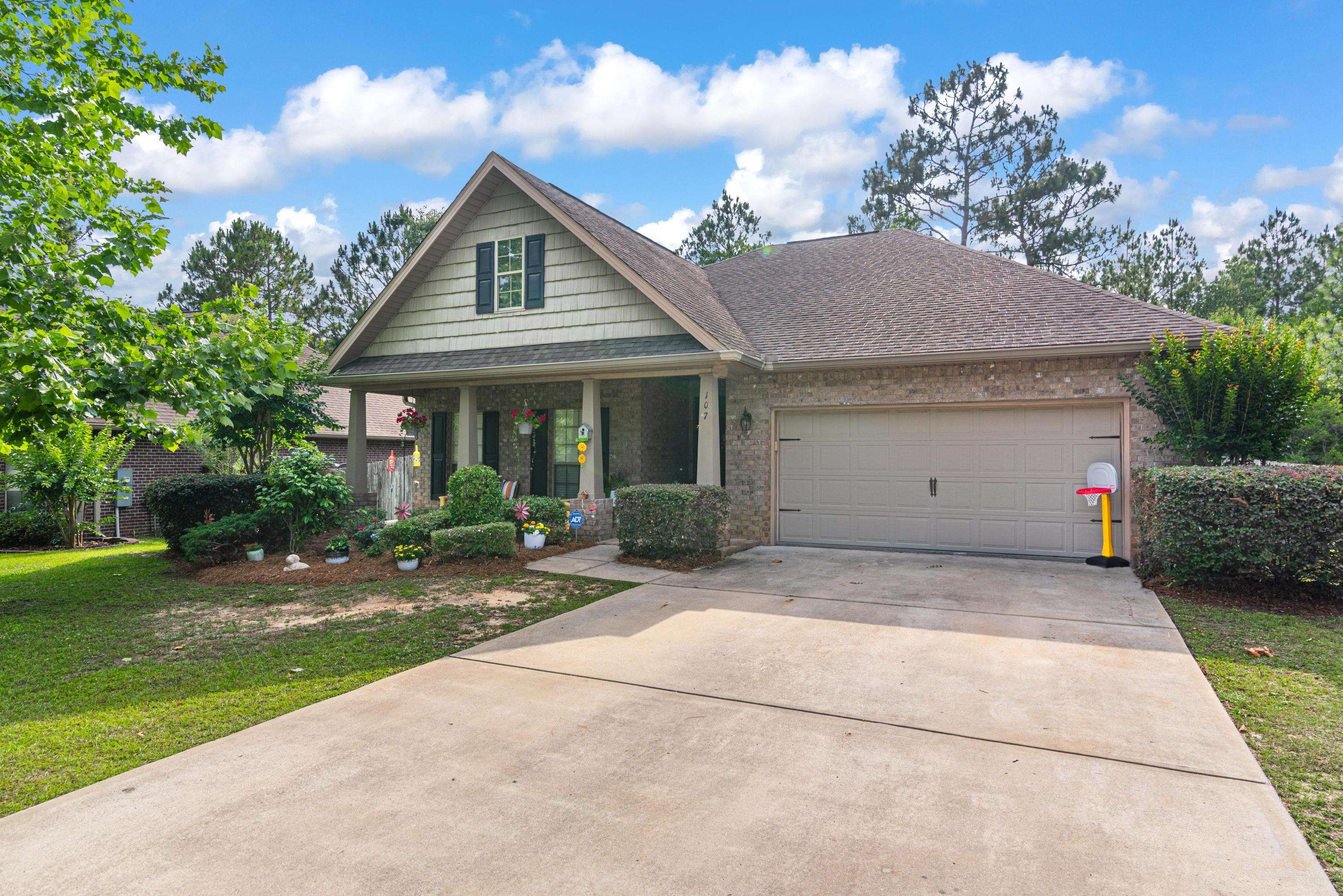 Crestview, FL 32536,107 Crab Apple Avenue