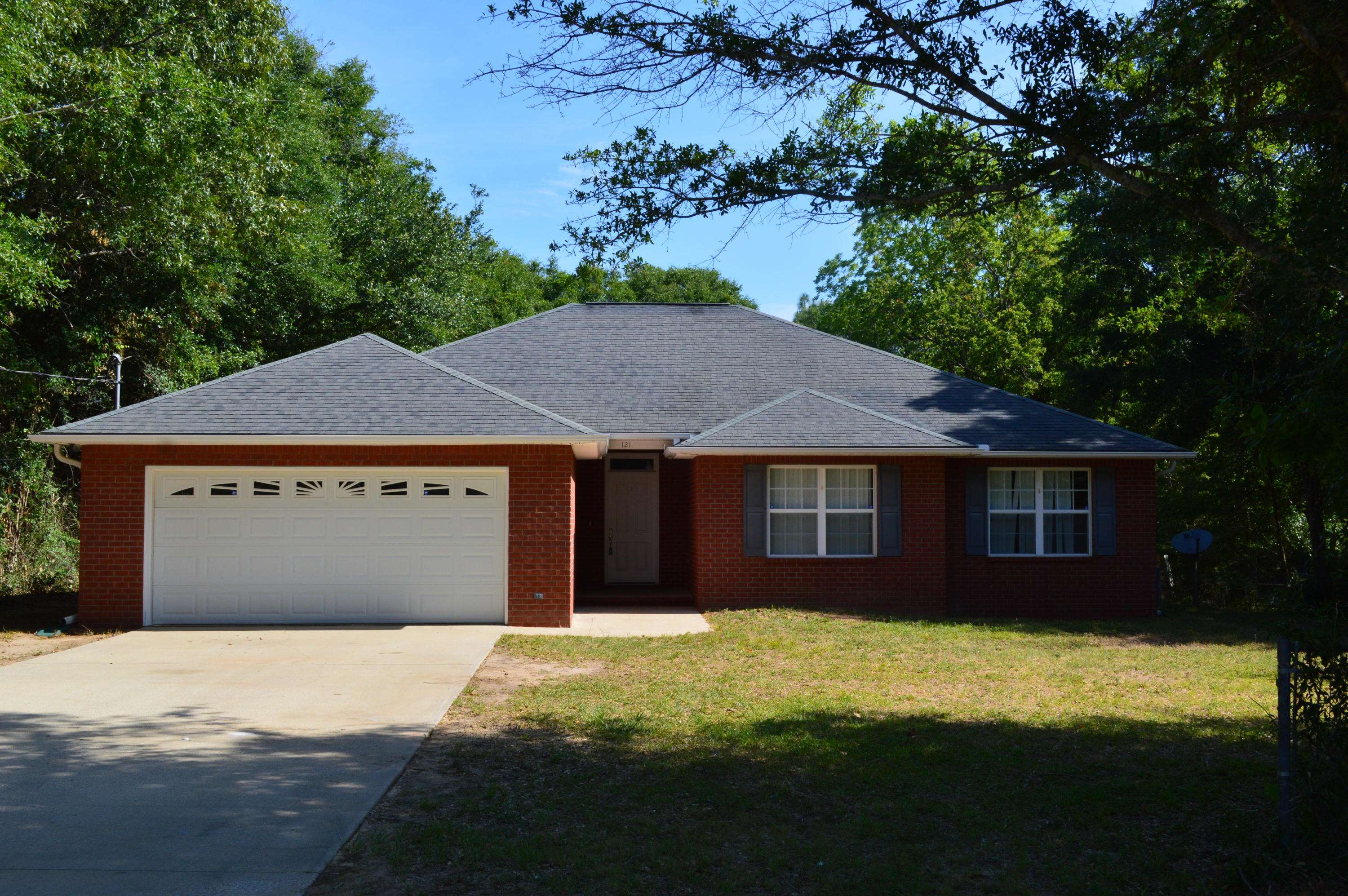 Crestview, FL 32539,121 Hillwood Drive