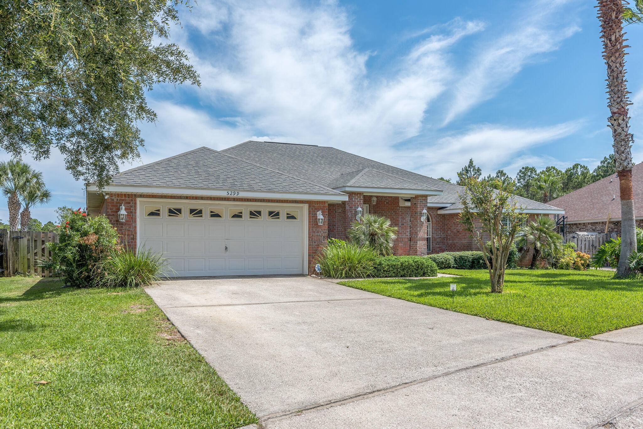 Gulf Breeze, FL 32563,5299 Woodlake Trace