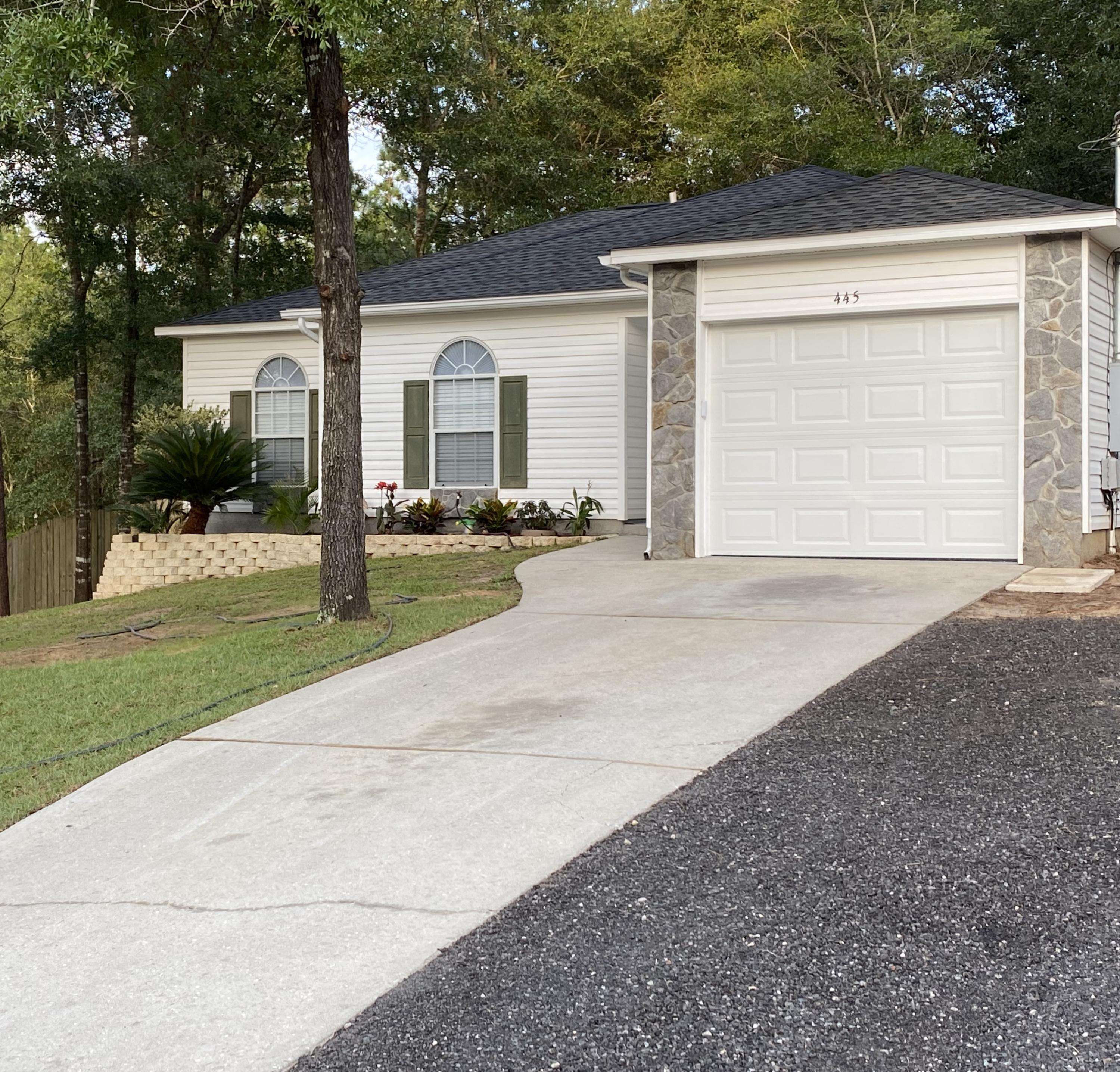 Crestview, FL 32536,445 Panagra Lane