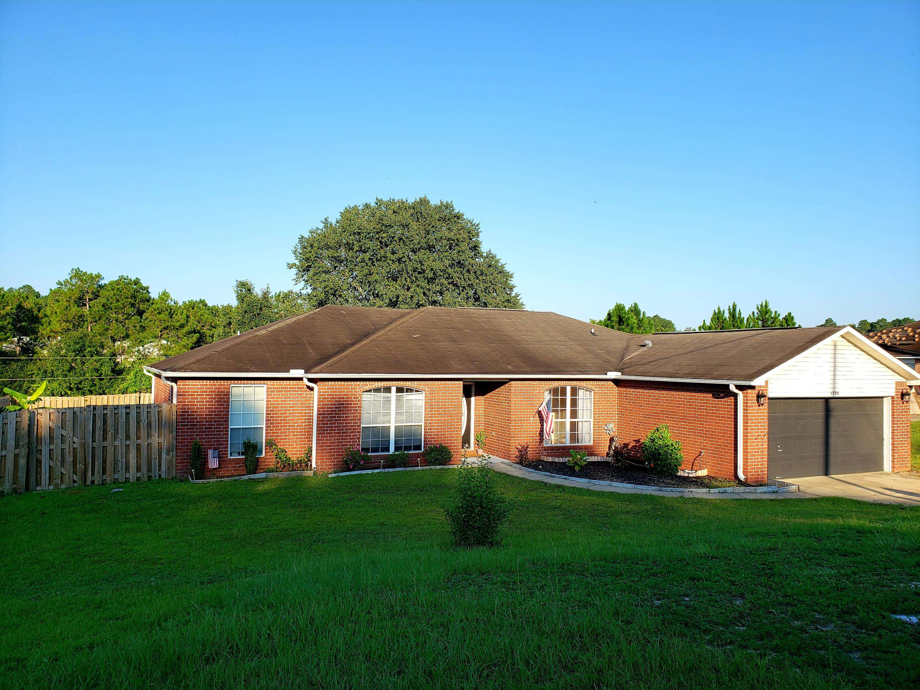 Crestview, FL 32536,1235 Northview Drive