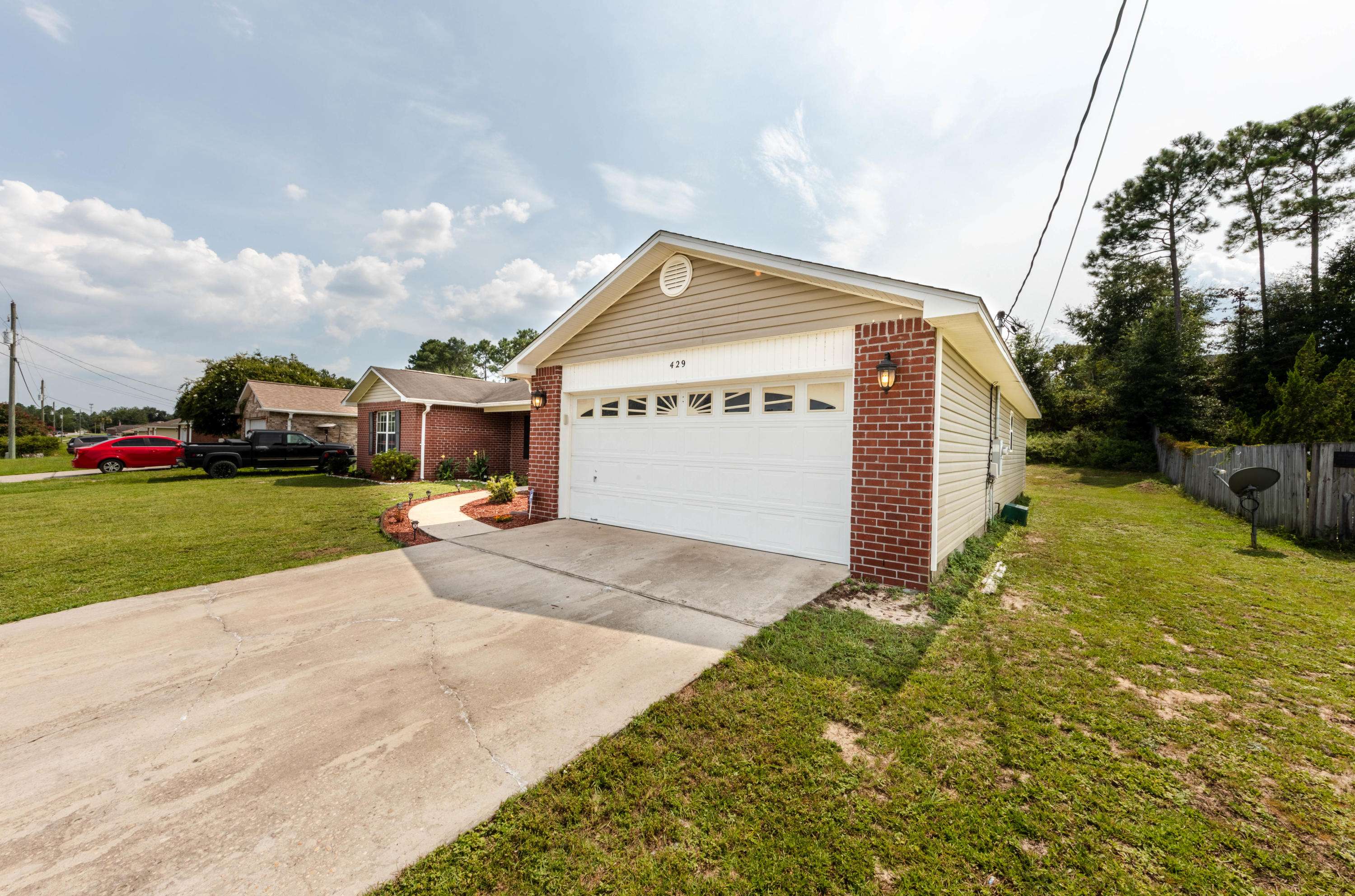 Crestview, FL 32536,429 Hatchee Drive