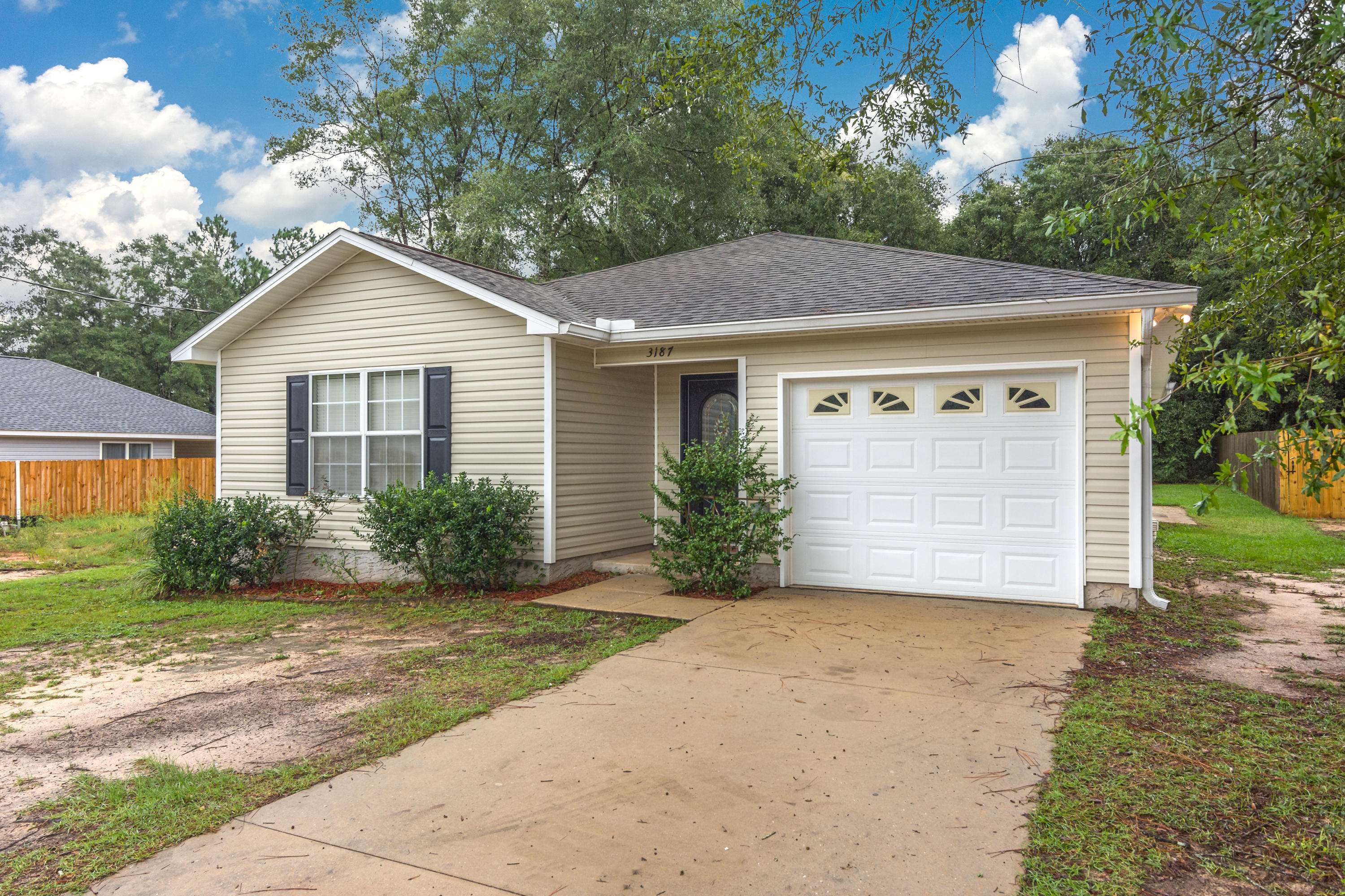 Crestview, FL 32539,3187 Maple Street