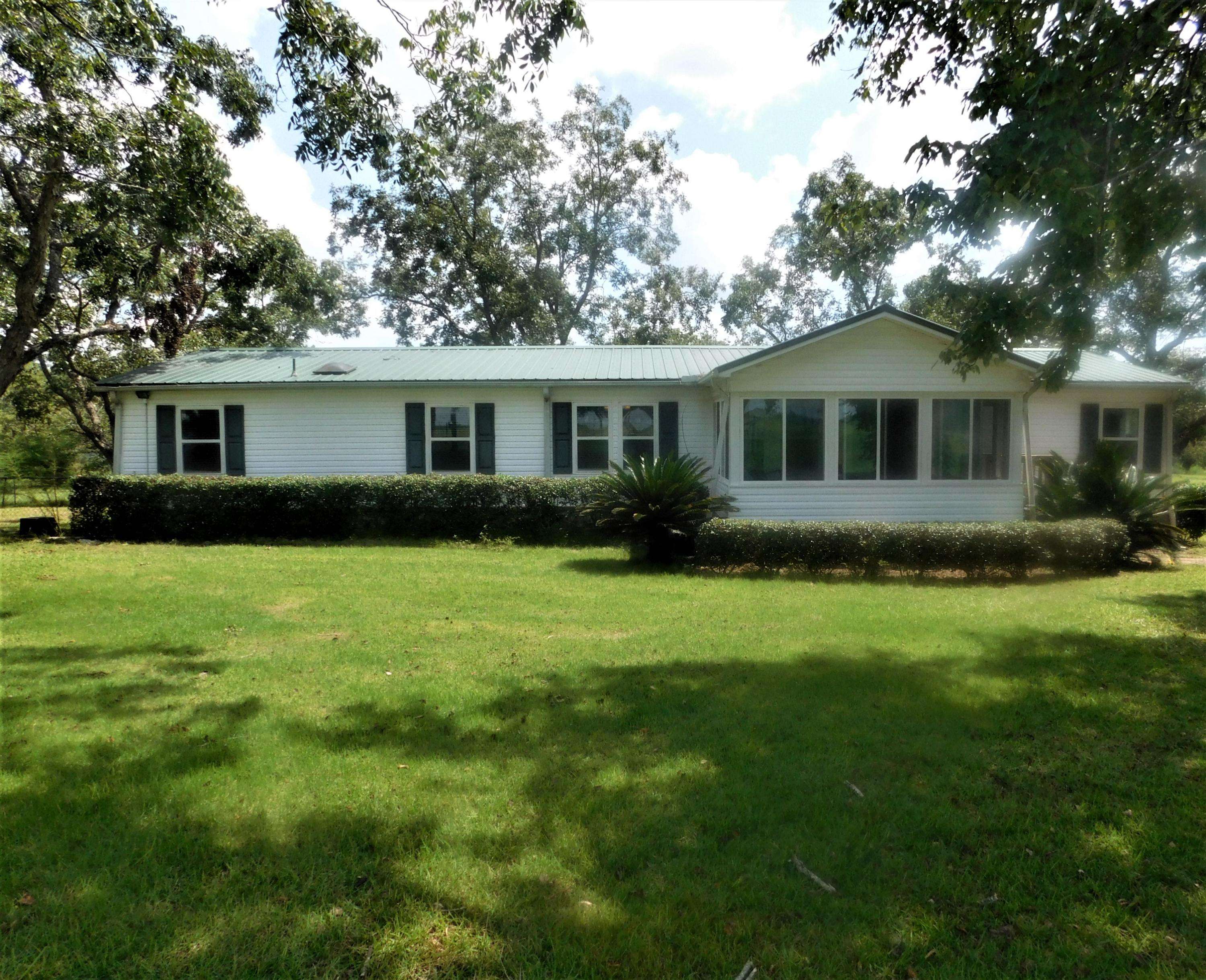 Baker, FL 32531,1533 Messick Road