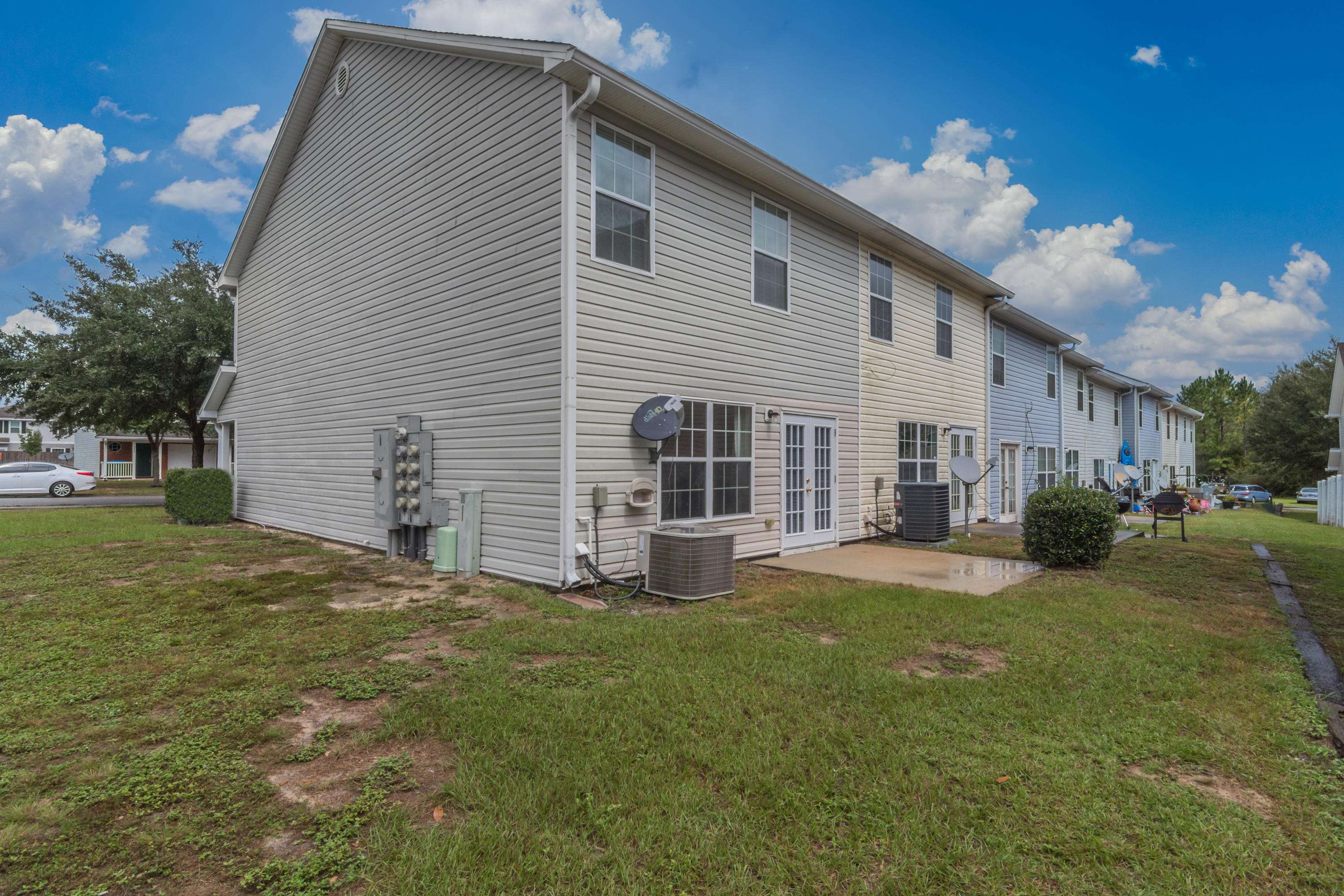 Crestview, FL 32539,301 Crooked Pine Trail