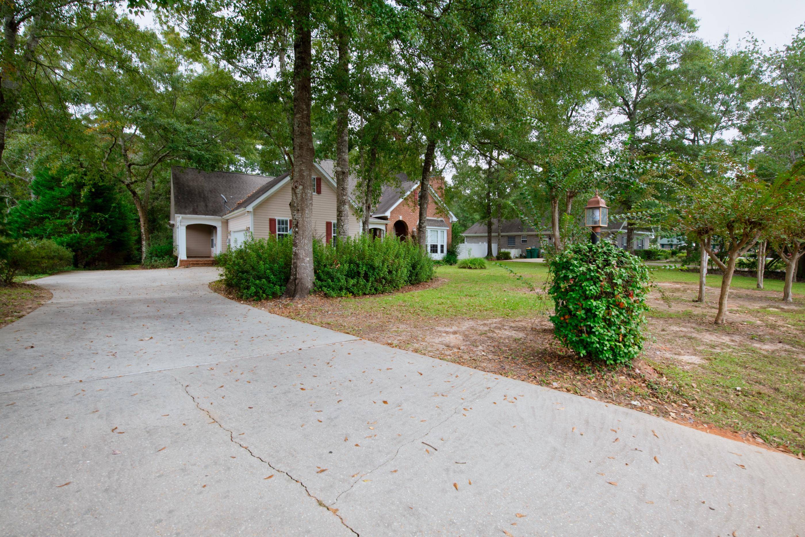 Crestview, FL 32536,6005 Dorchester Place