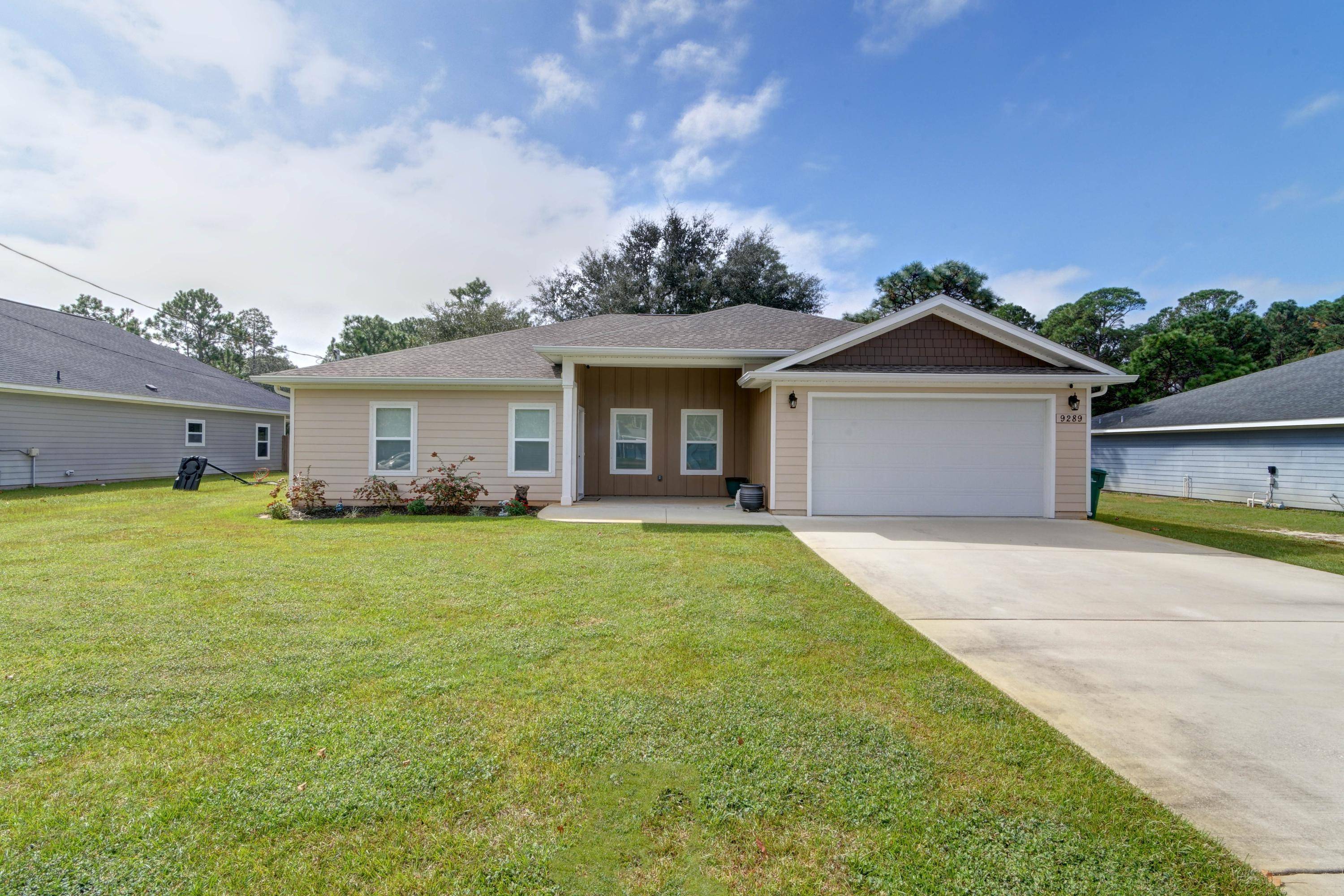 Navarre, FL 32566,9289 Quail Roost Drive