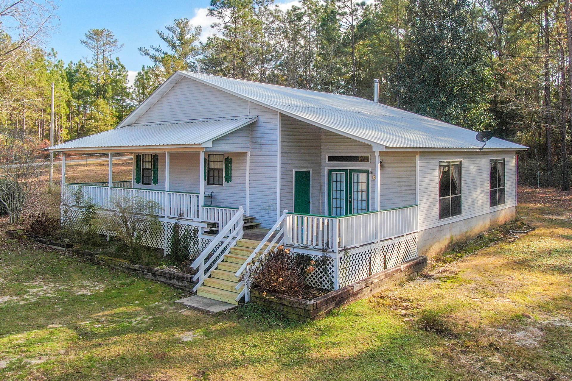 Laurel Hill, FL 32567,6914 Bill Lundy Road