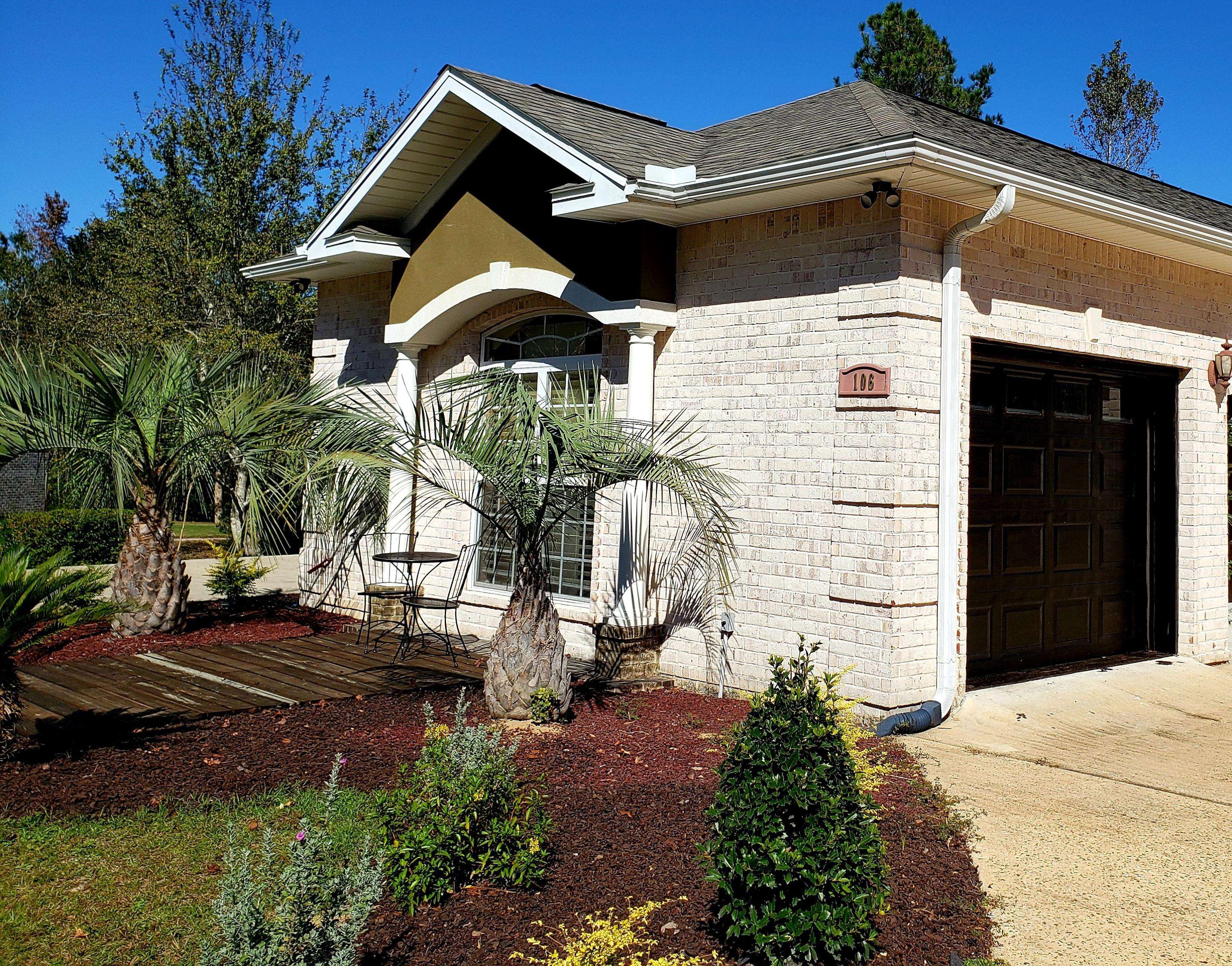 Crestview, FL 32536,106 Golf Course Drive