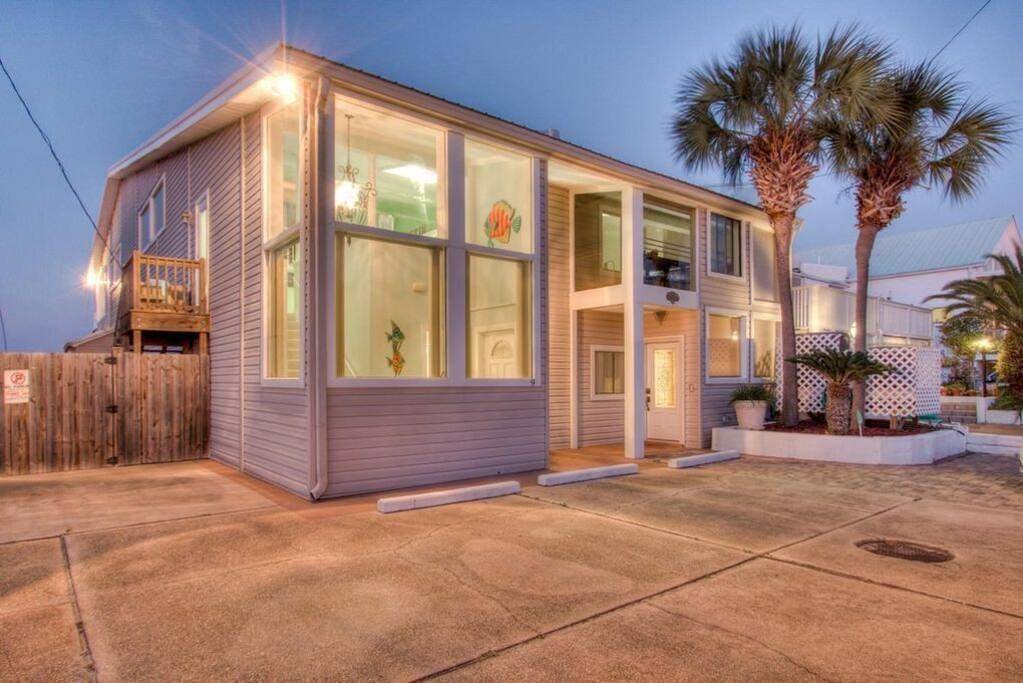 Destin, FL 32541,415 Gulf Shore Drive  #UNIT 9