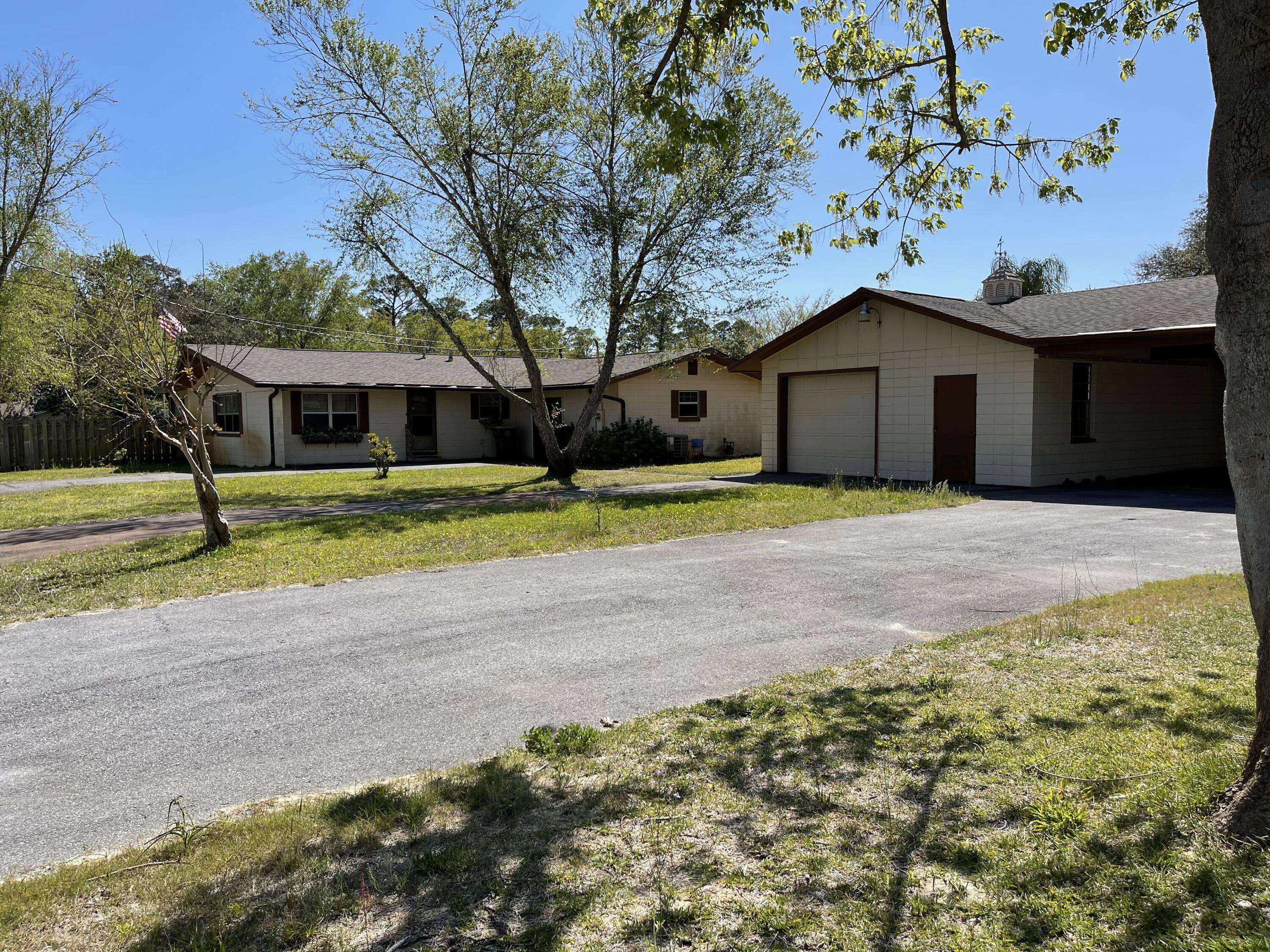 Mary Esther, FL 32569,108 Dolphin Road