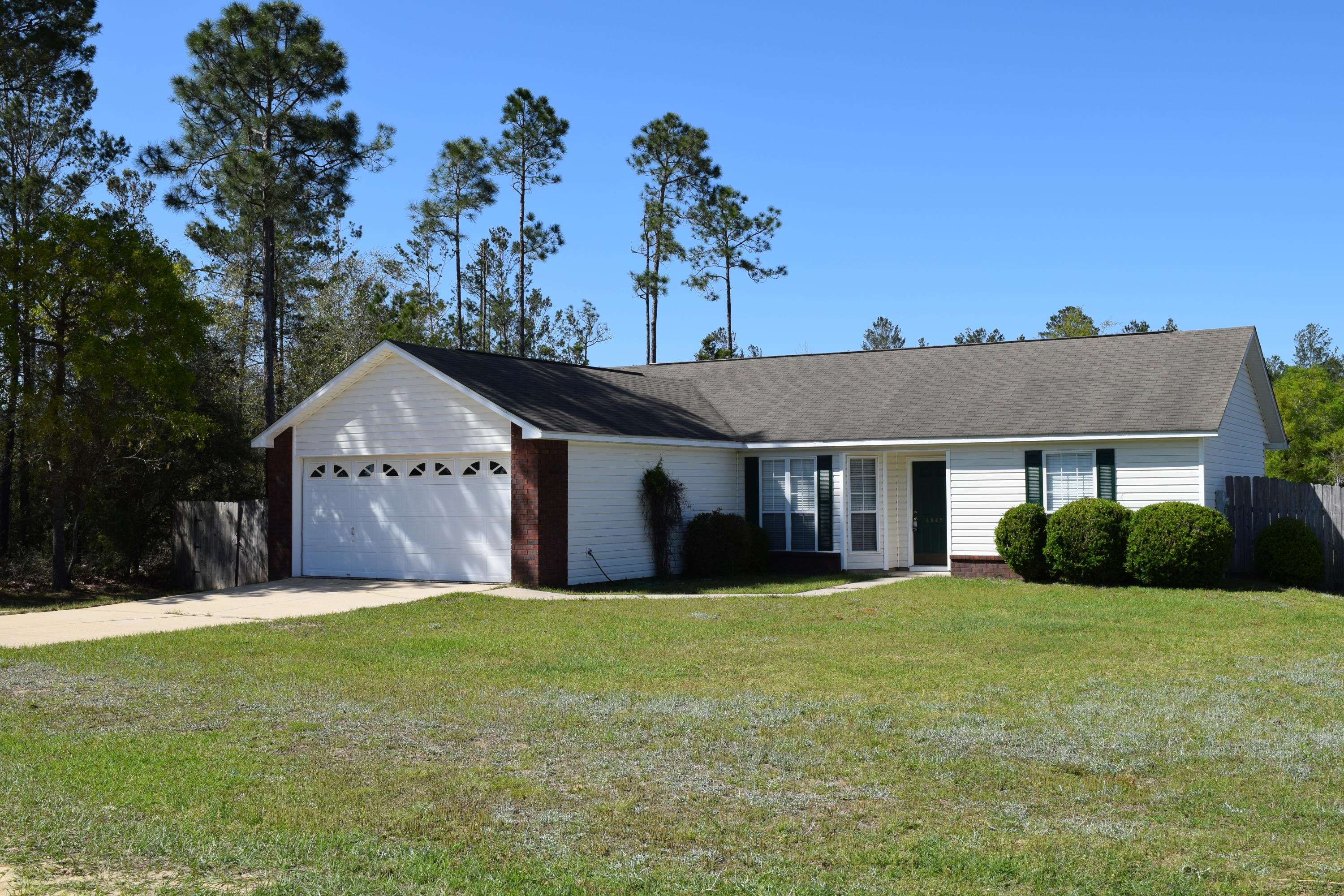 Crestview, FL 32539,4645 Falcon Way