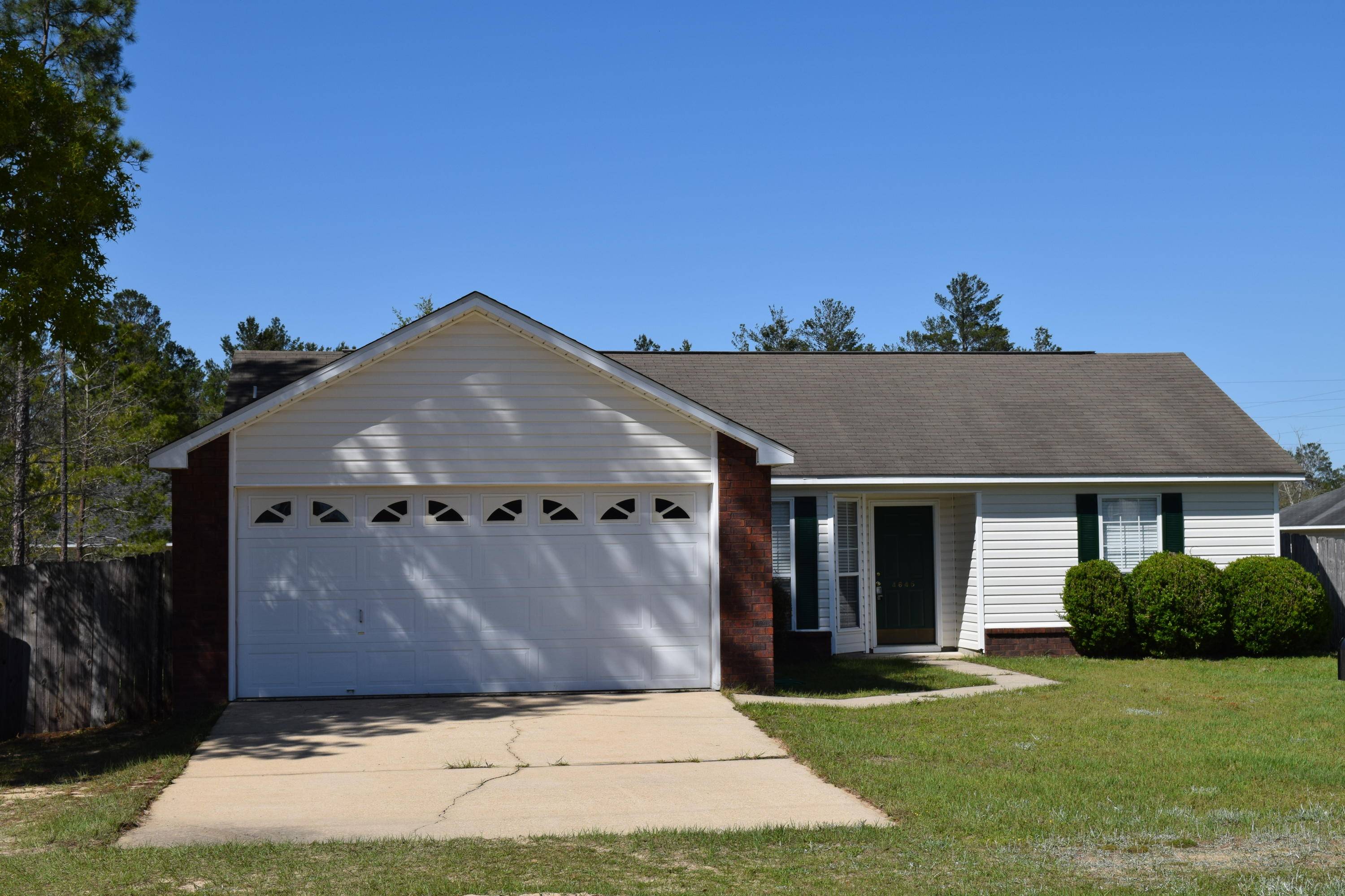 Crestview, FL 32539,4645 Falcon Way