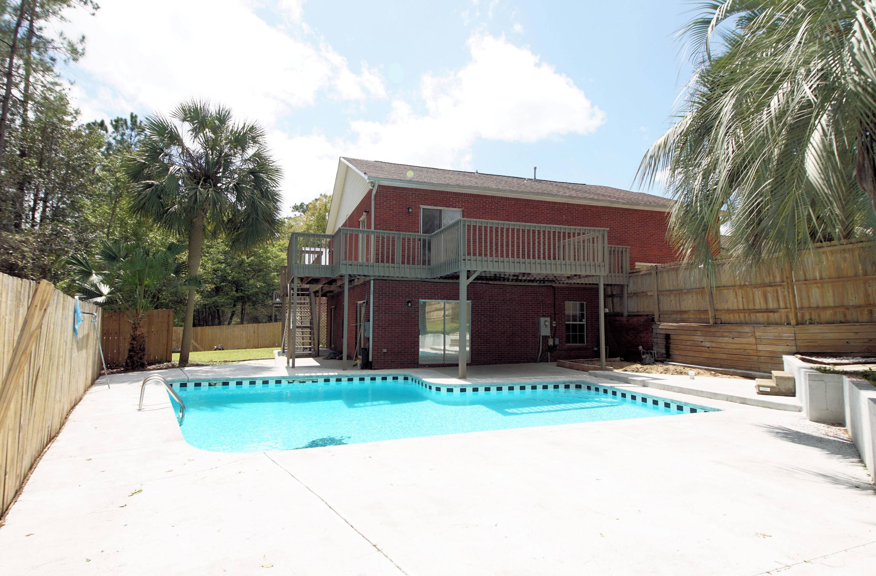 Crestview, FL 32539,541 Shoal River Drive