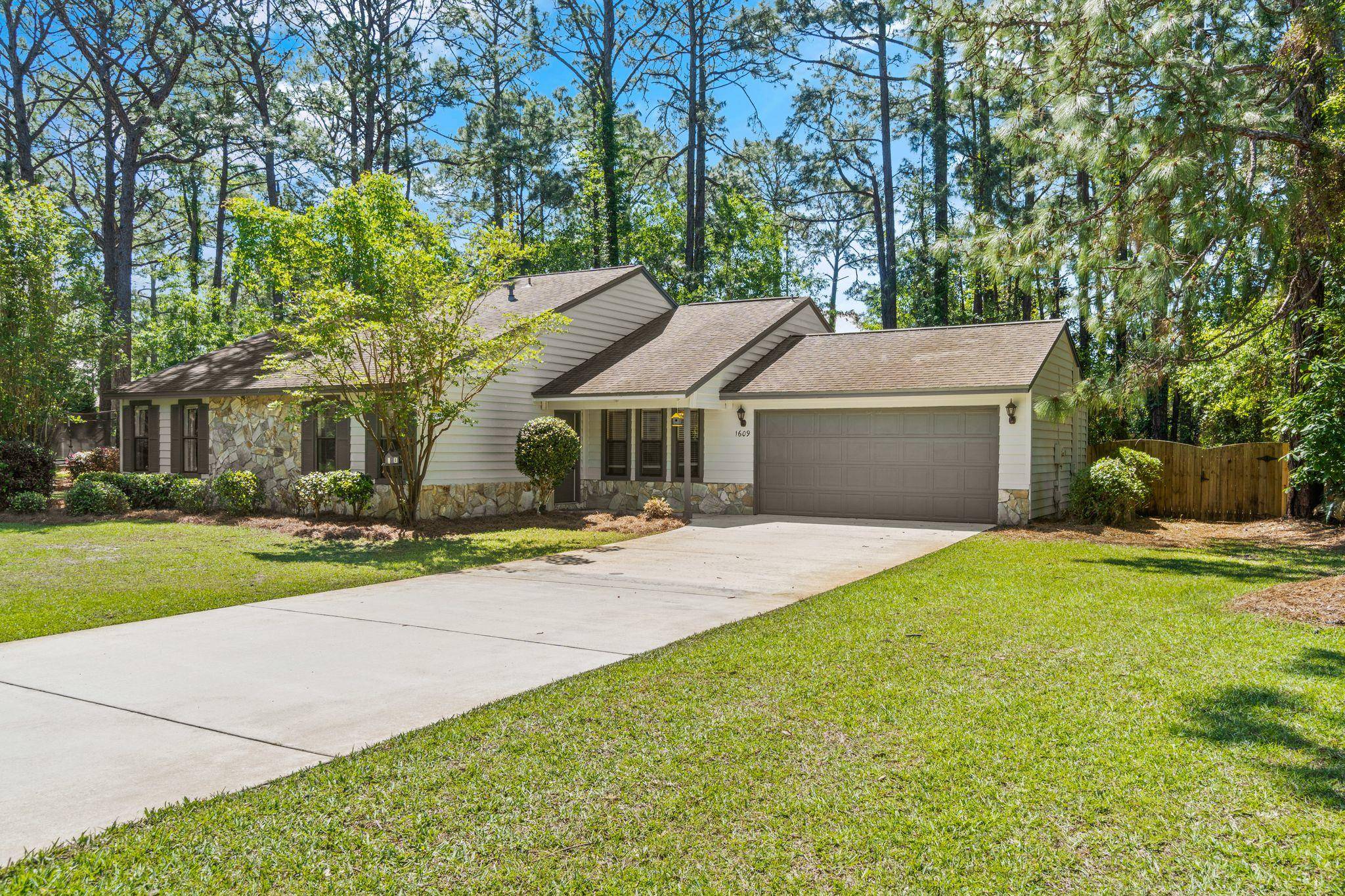 Niceville, FL 32578,1609 Oakmont Circle