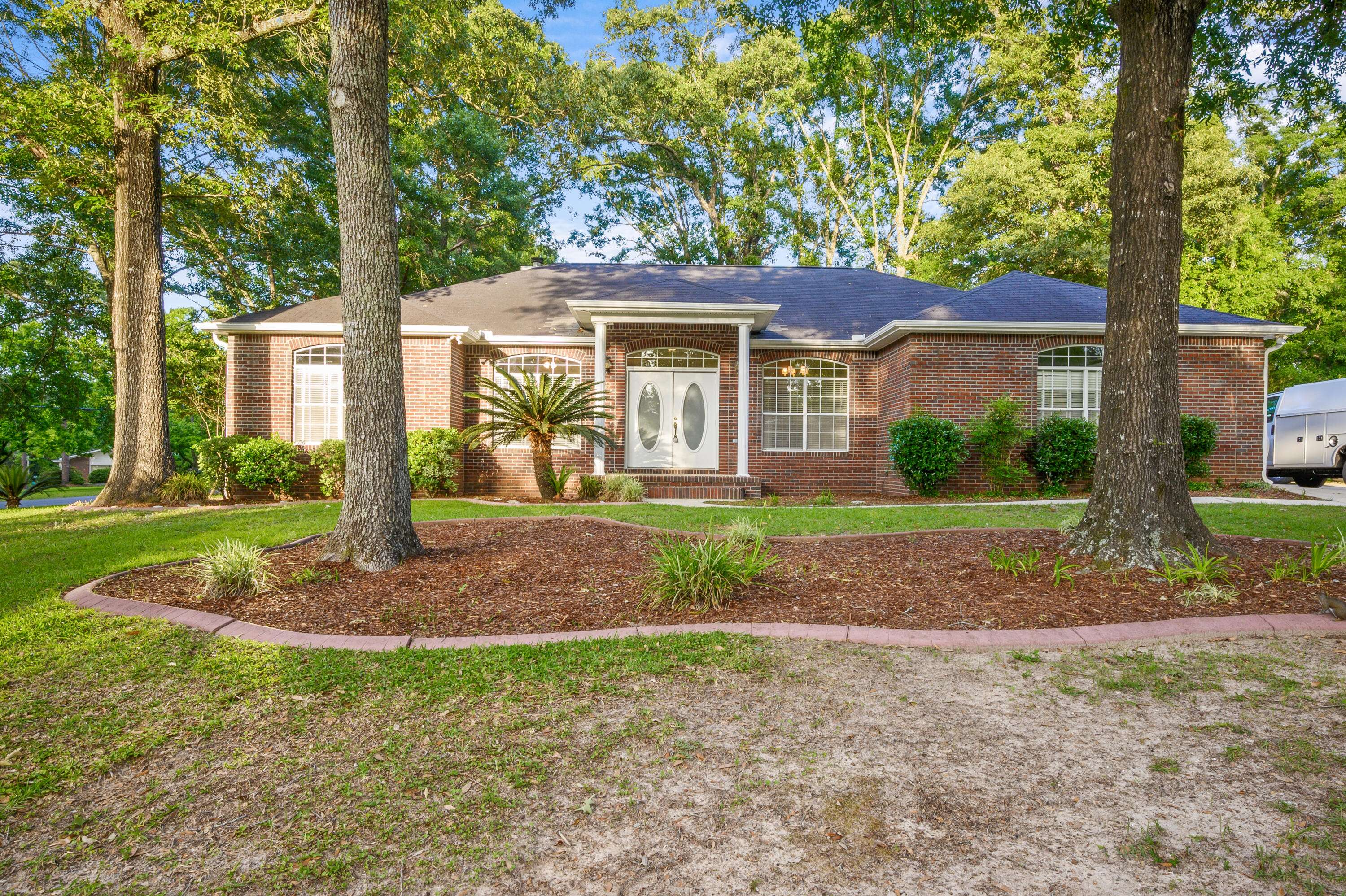 Crestview, FL 32536,101 Dogwood Lane