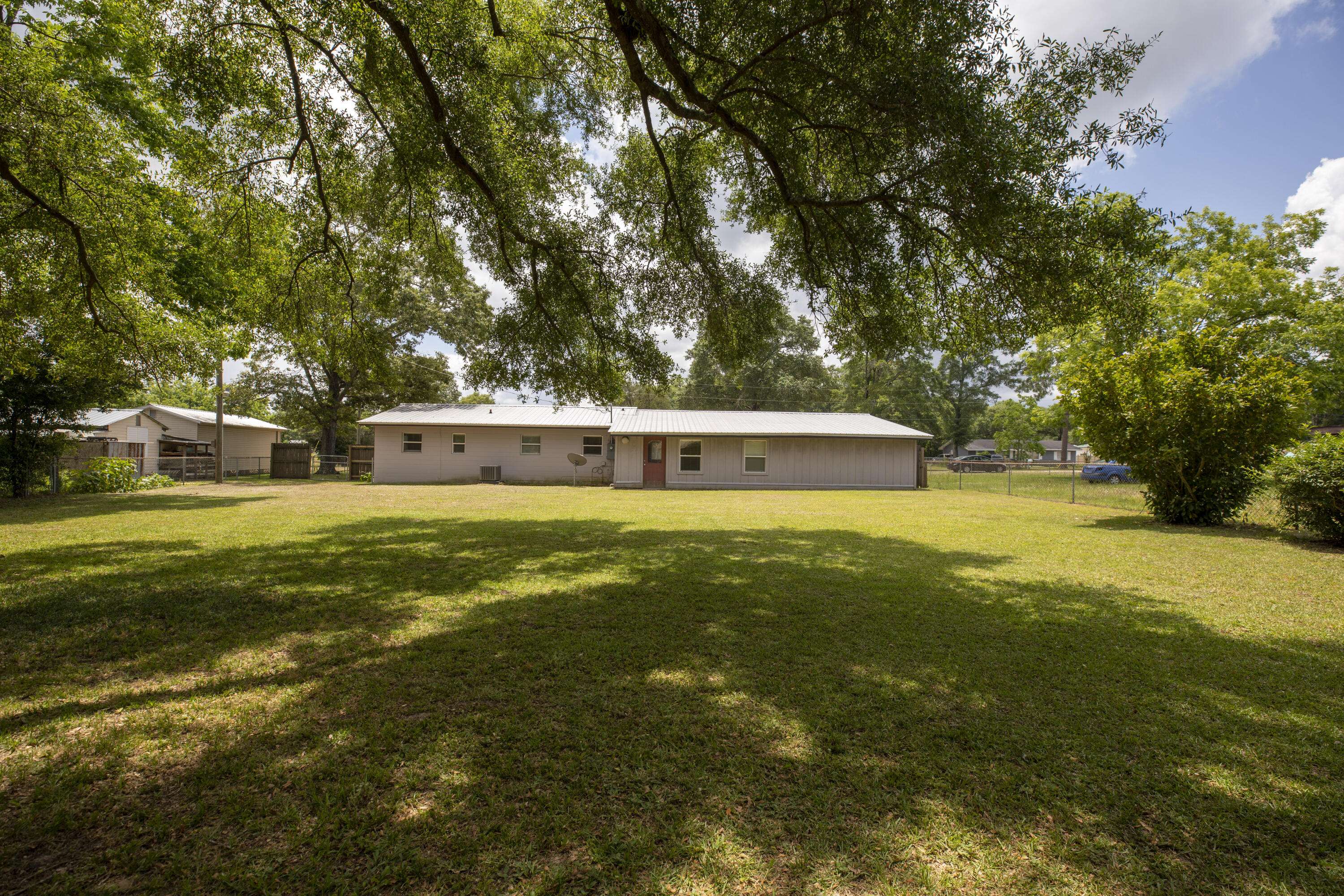 Laurel Hill, FL 32567,125 Turner Street