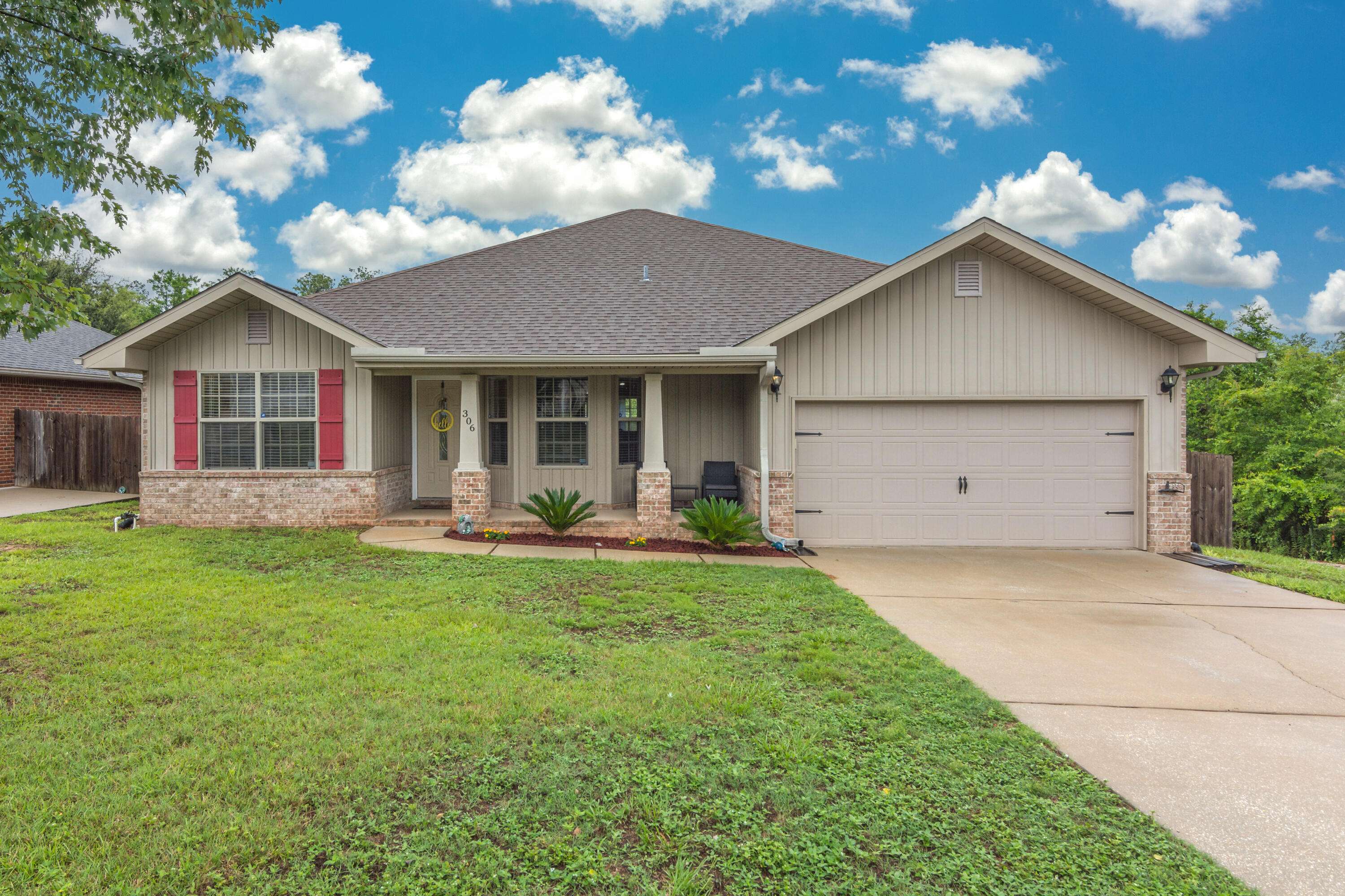 Crestview, FL 32539,306 Gauntlet Drive
