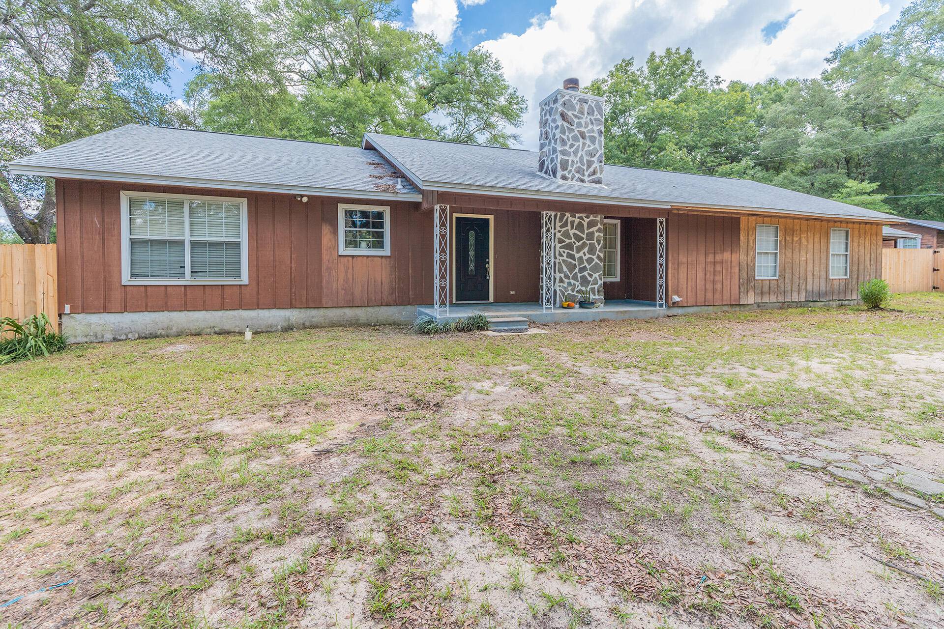 Crestview, FL 32539,3241 Auburn Road