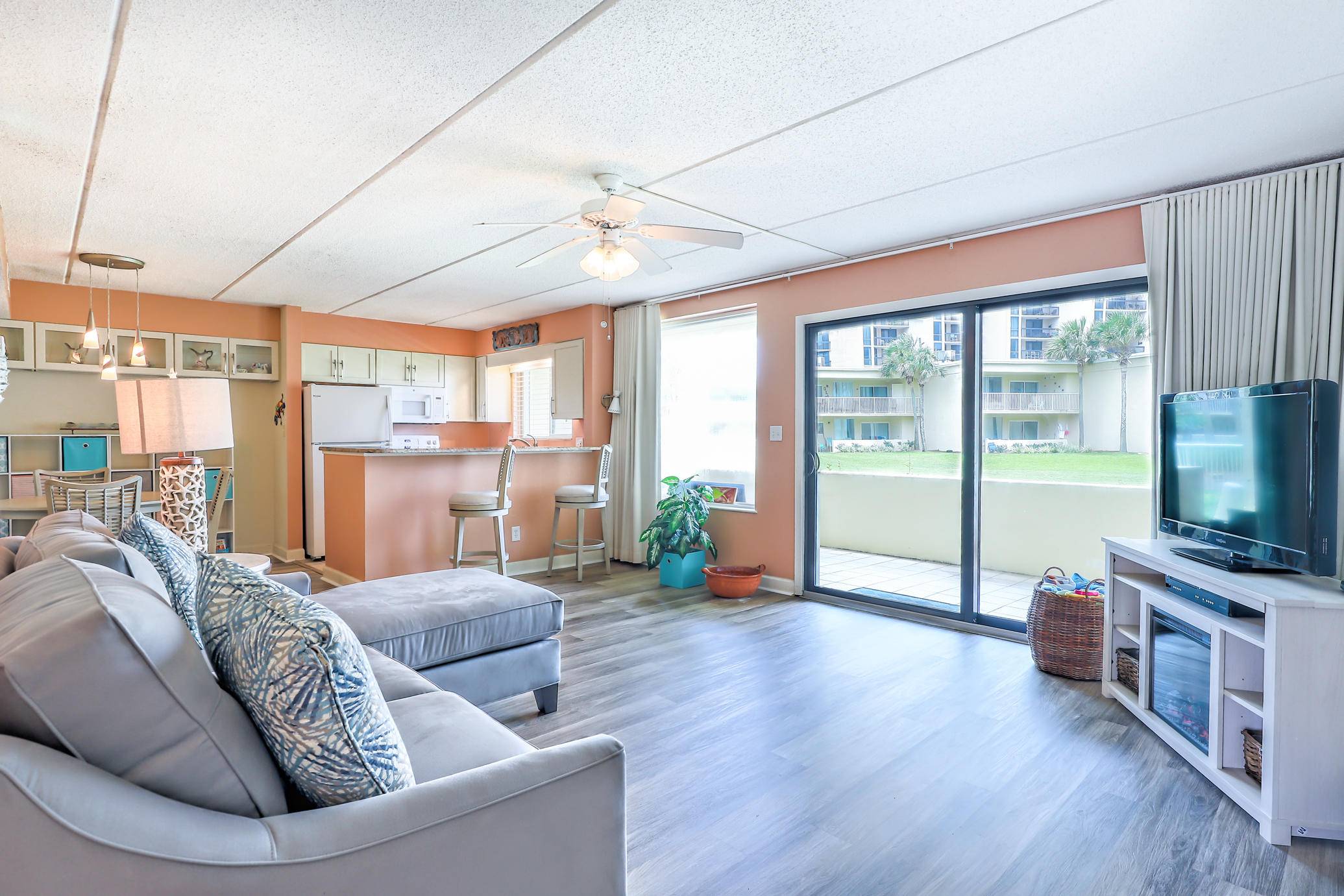 Destin, FL 32541,1030 E Highway 98  #UNIT 105A