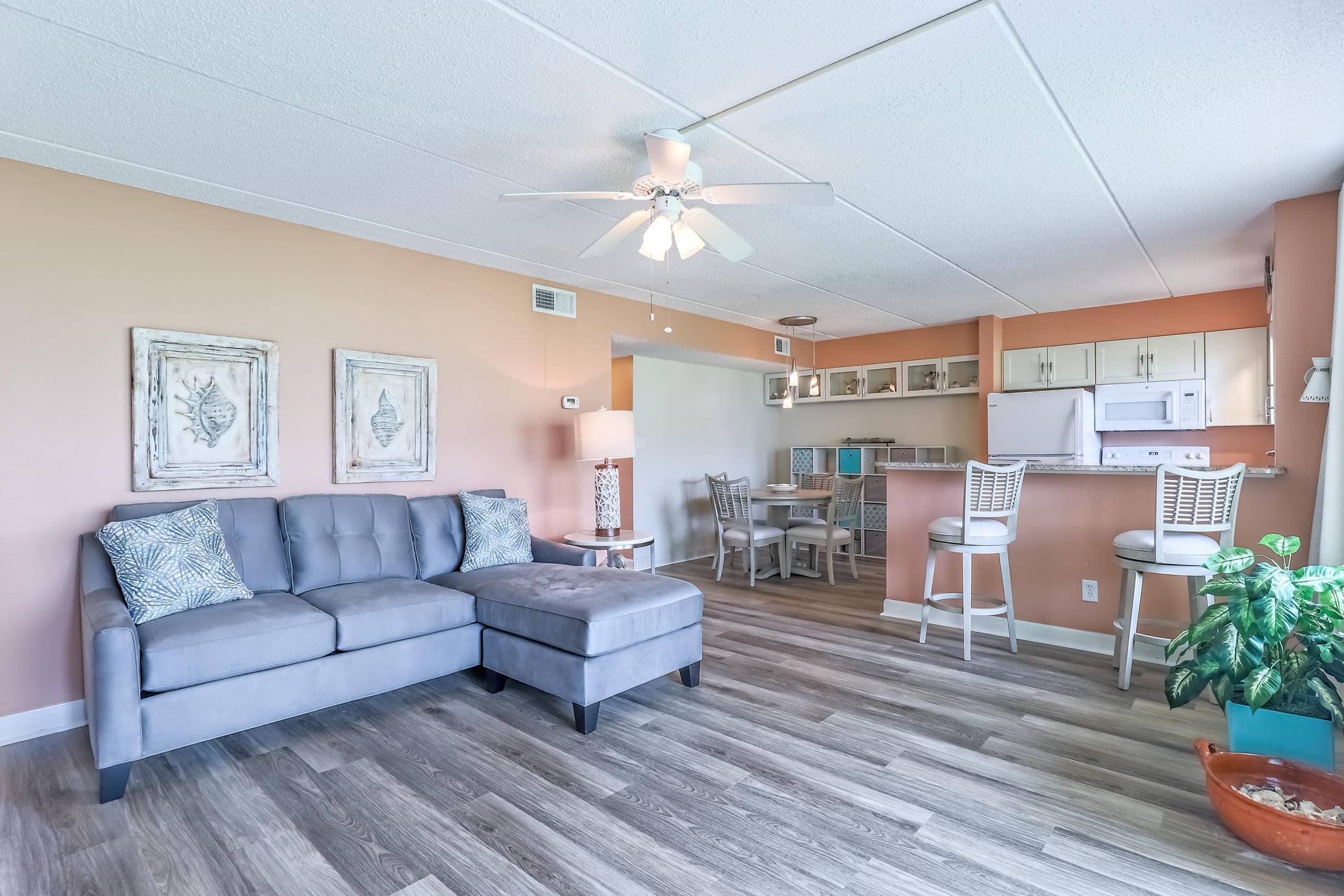 Destin, FL 32541,1030 E Highway 98  #UNIT 105A