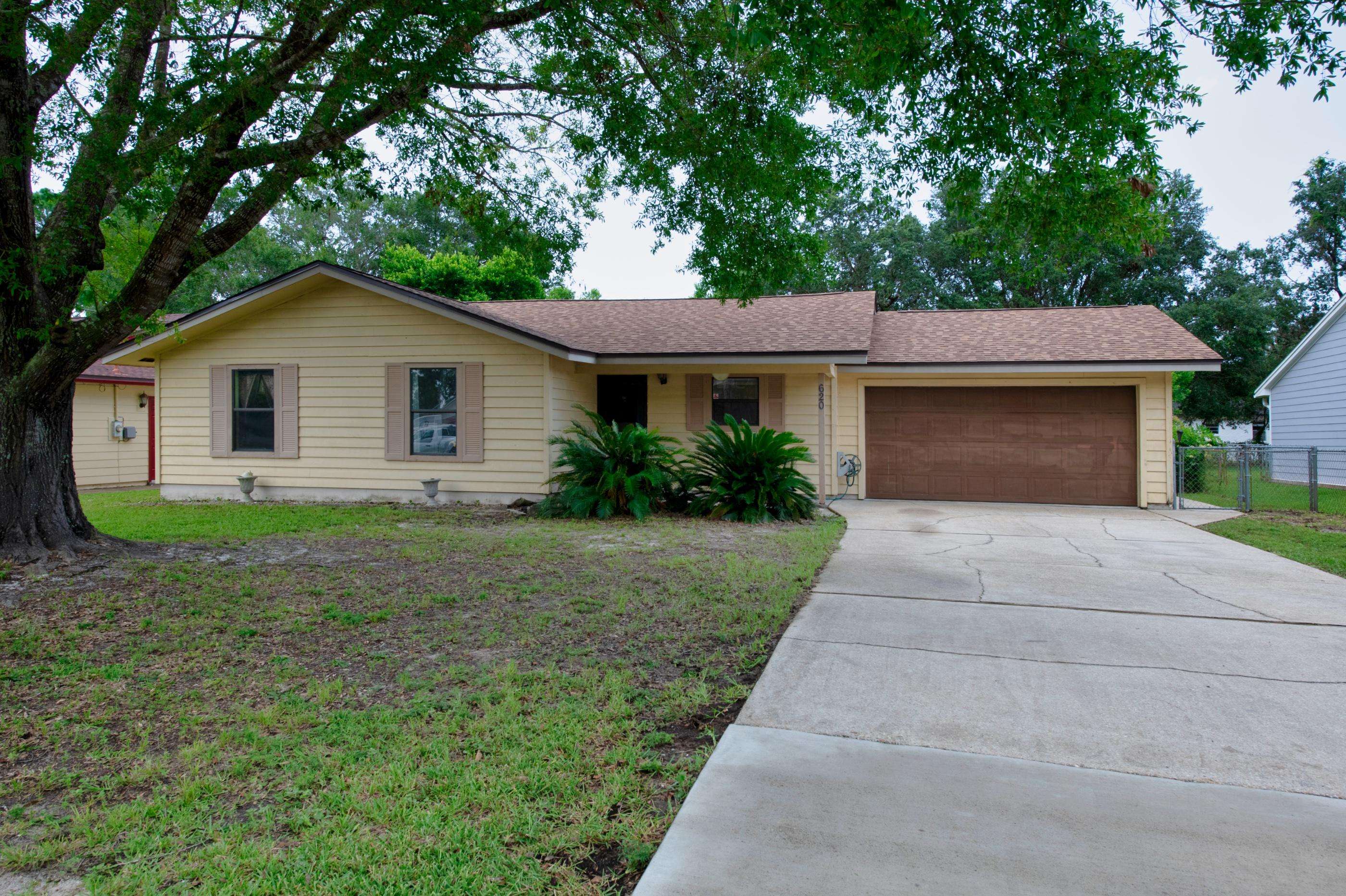 Mary Esther, FL 32569,620 W Pine Street