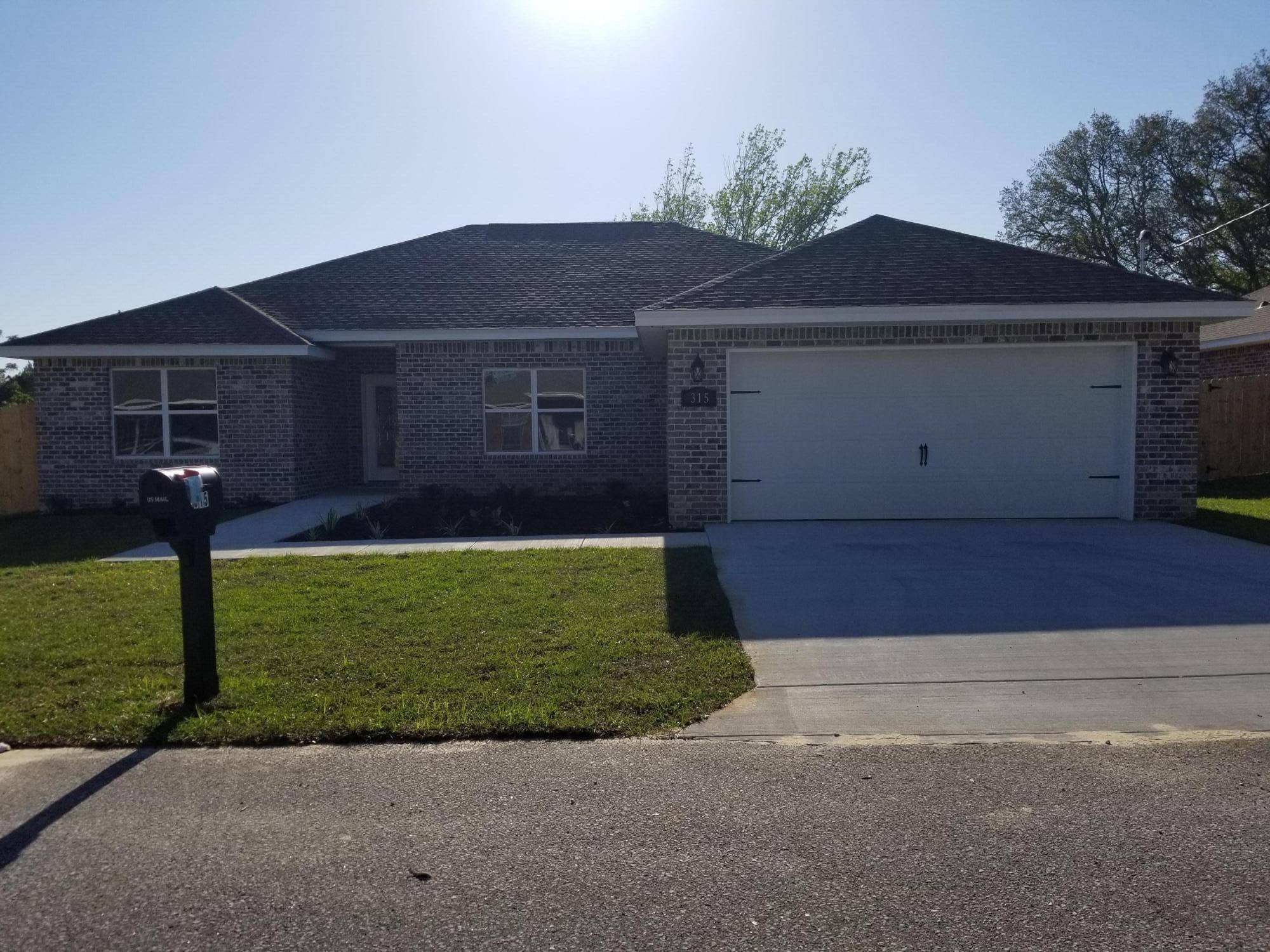 Mary Esther, FL 32569,313 Friar Tuck Road