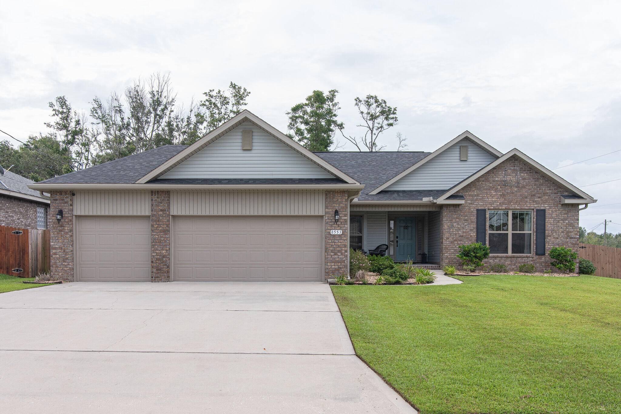 Navarre, FL 32566,8553 Holley Hills Circle