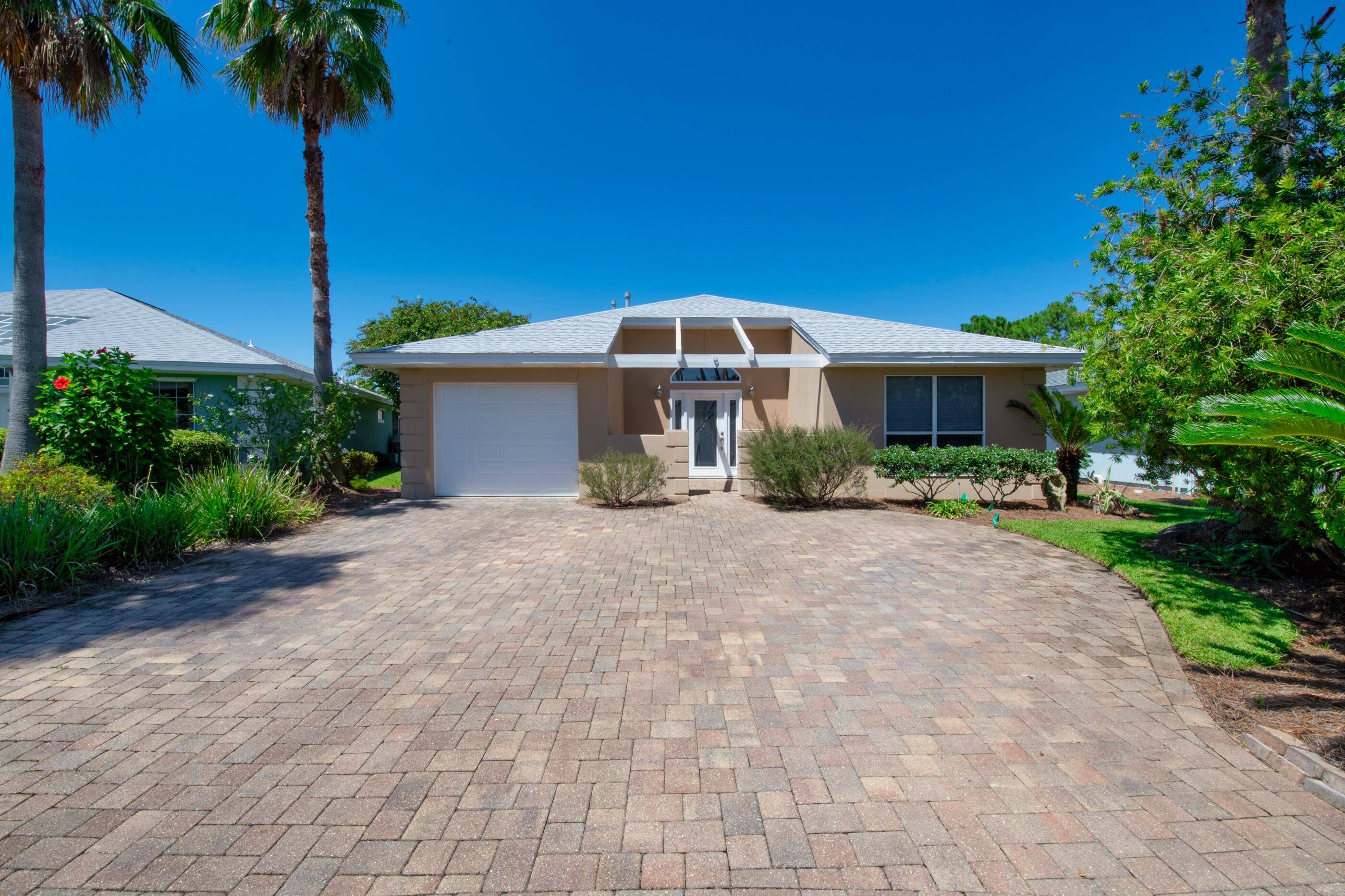 Miramar Beach, FL 32550,9 Bougainvillea Court