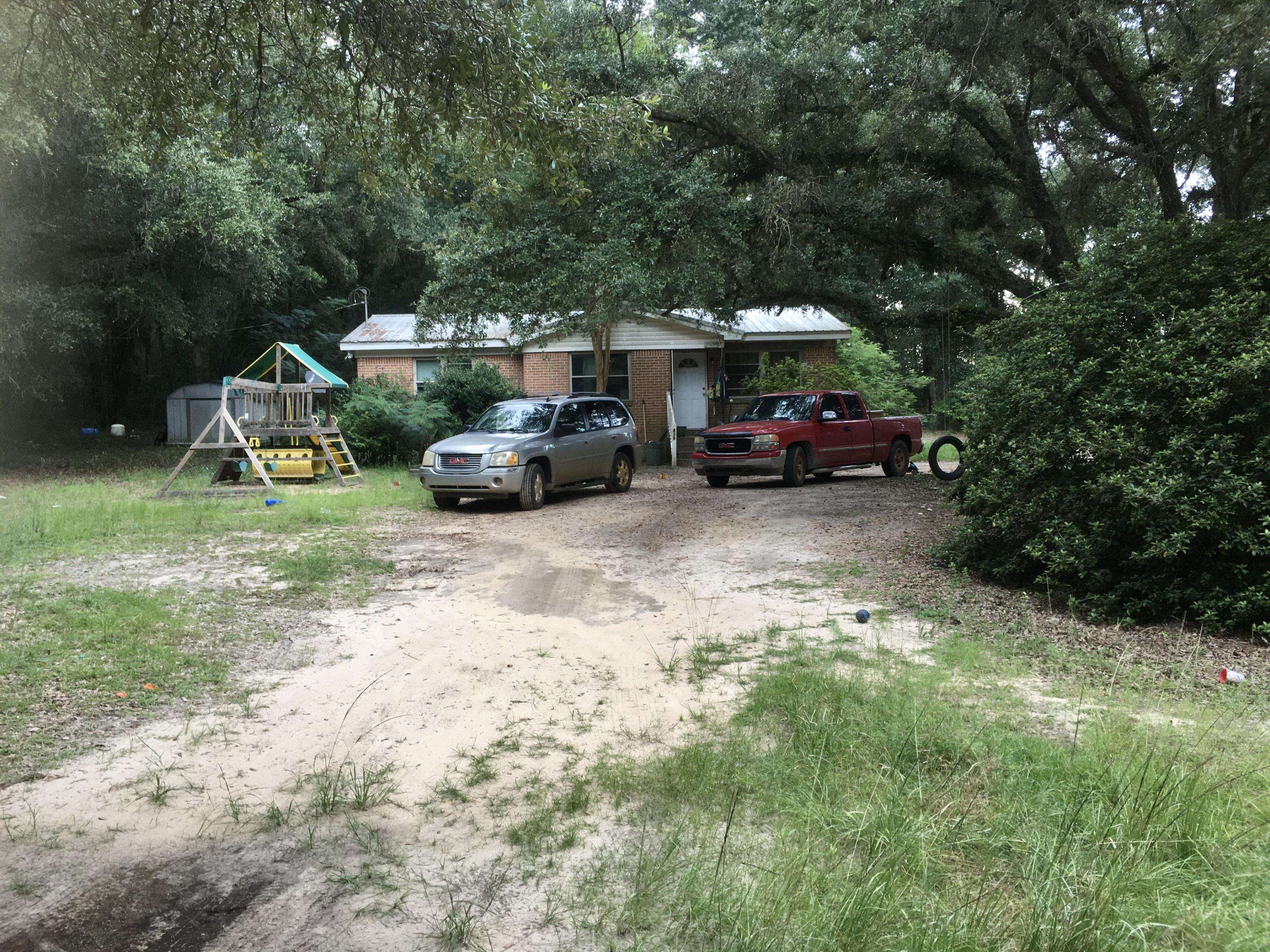 Holt, FL 32564,5439 Penny Creek Road