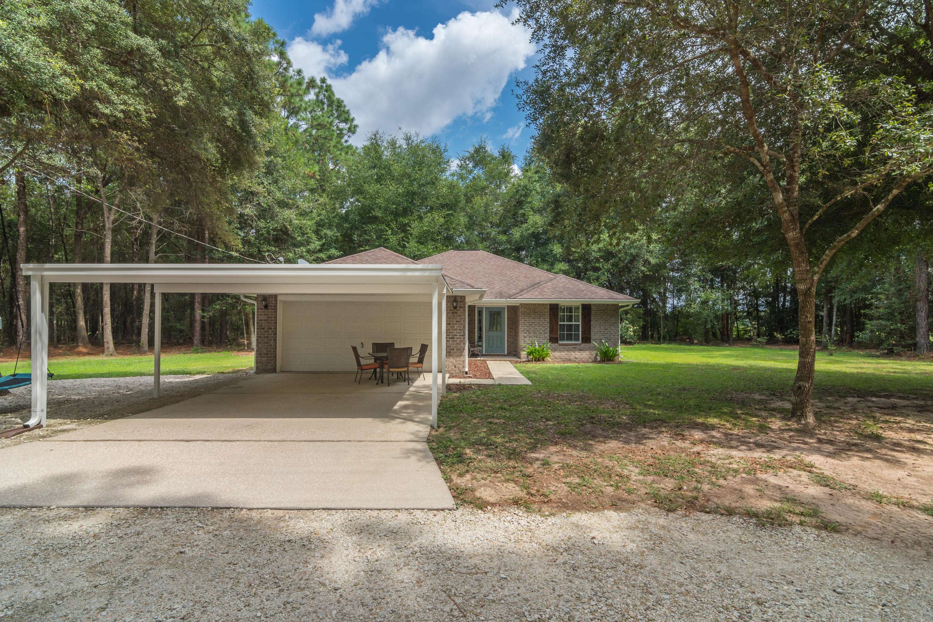 Holt, FL 32564,7466 Leonard Barnes Road