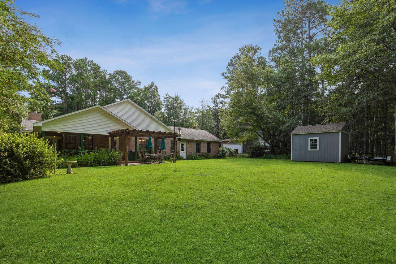 Crestview, FL 32536,103 Fairway Drive