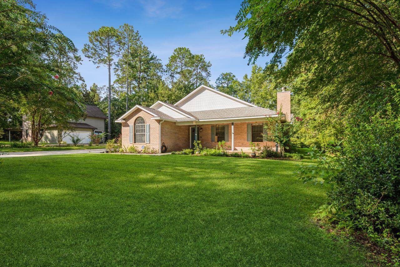 Crestview, FL 32536,103 Fairway Drive