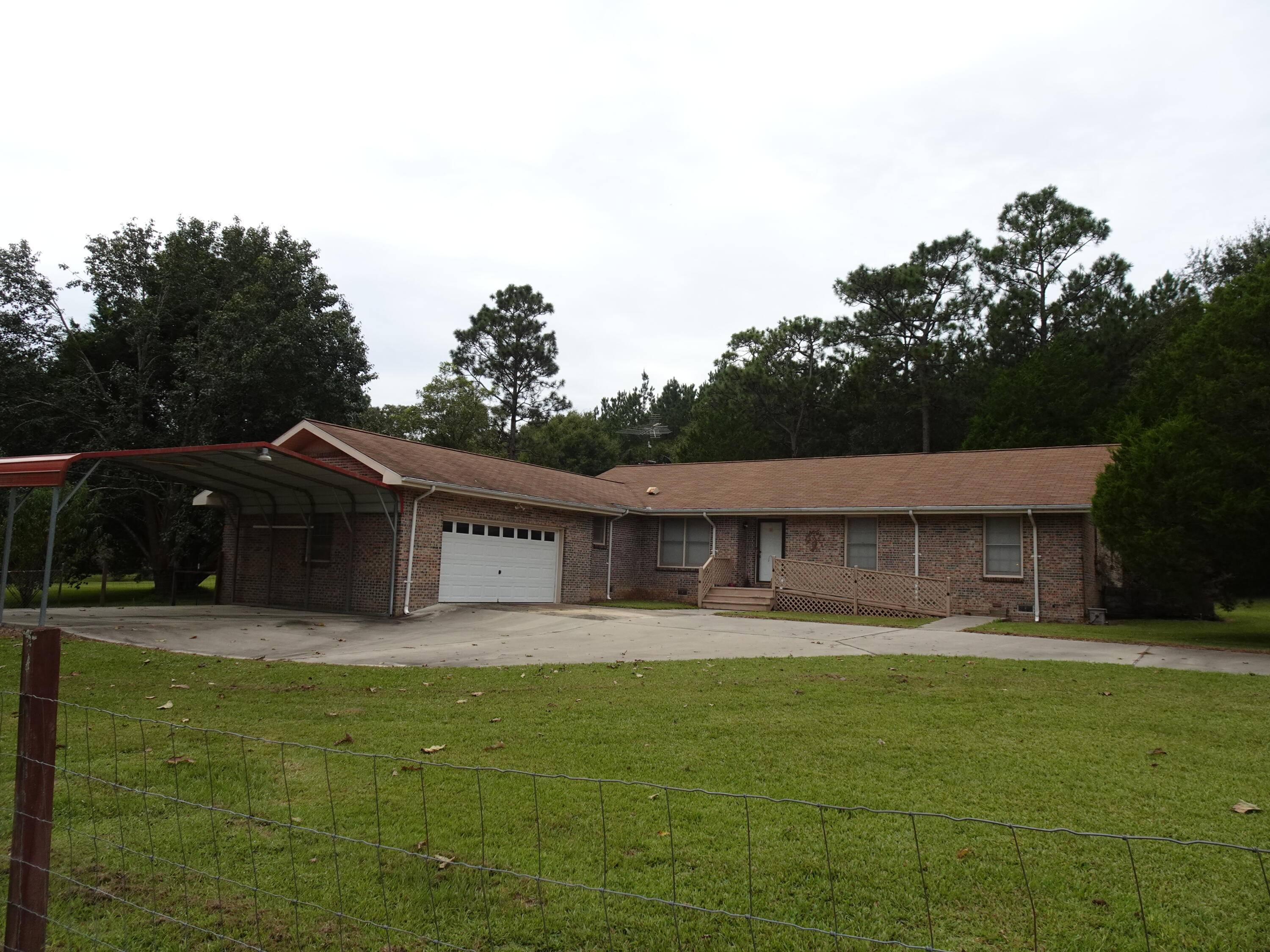 Florala, AL 36442,4383 GLEN CHAMBERS ROAD Road