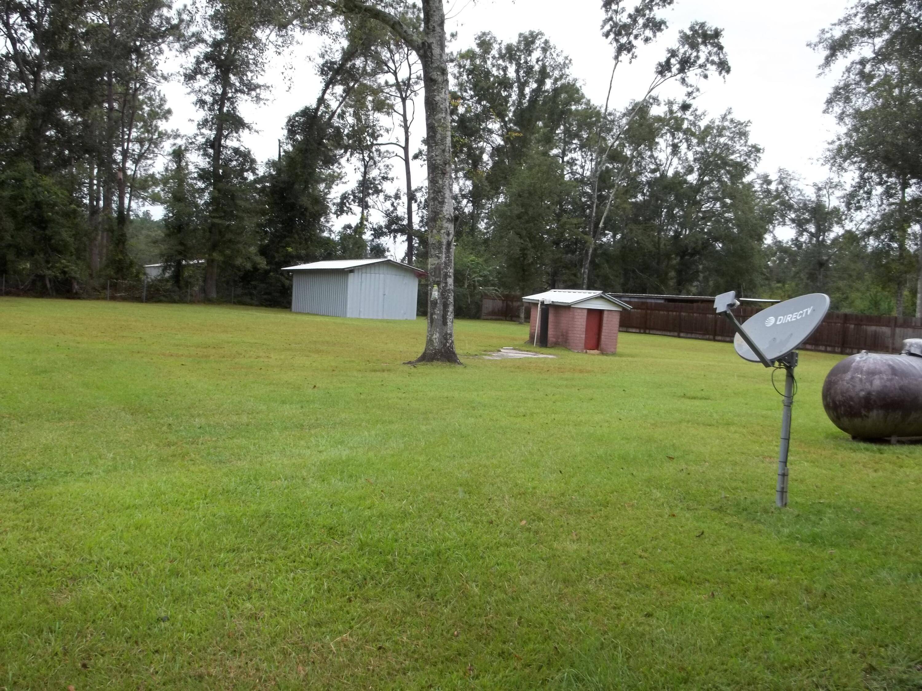 Chipley, FL 32428,1516 Foxworth Road