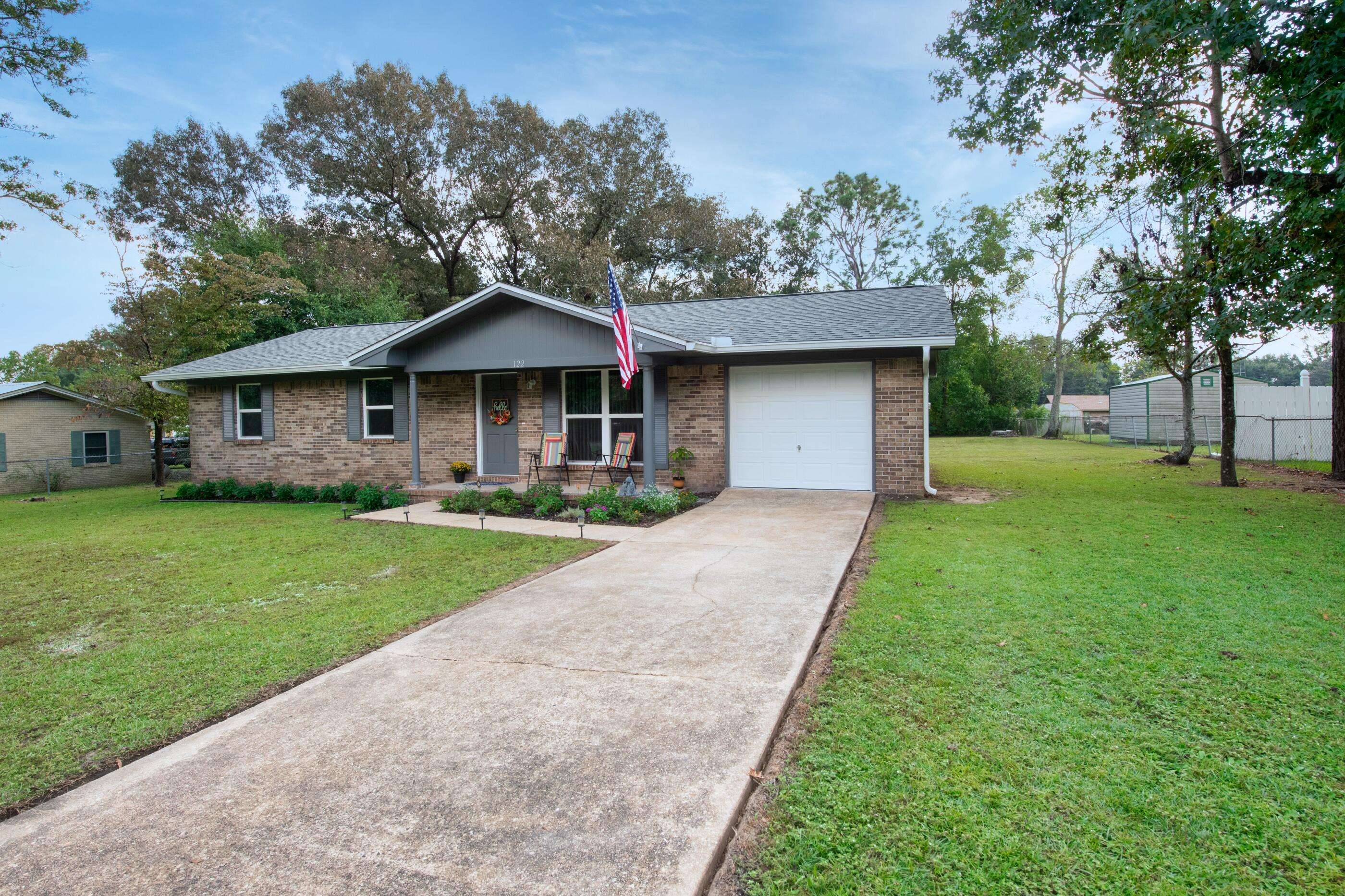 Crestview, FL 32539,122 Hillwood Drive