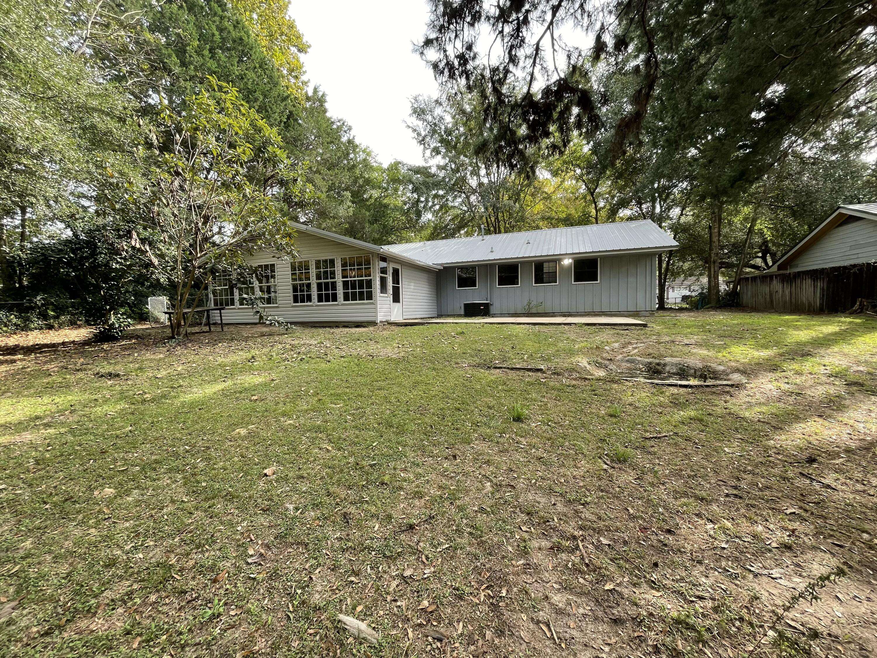 Crestview, FL 32536,329 Panama Drive