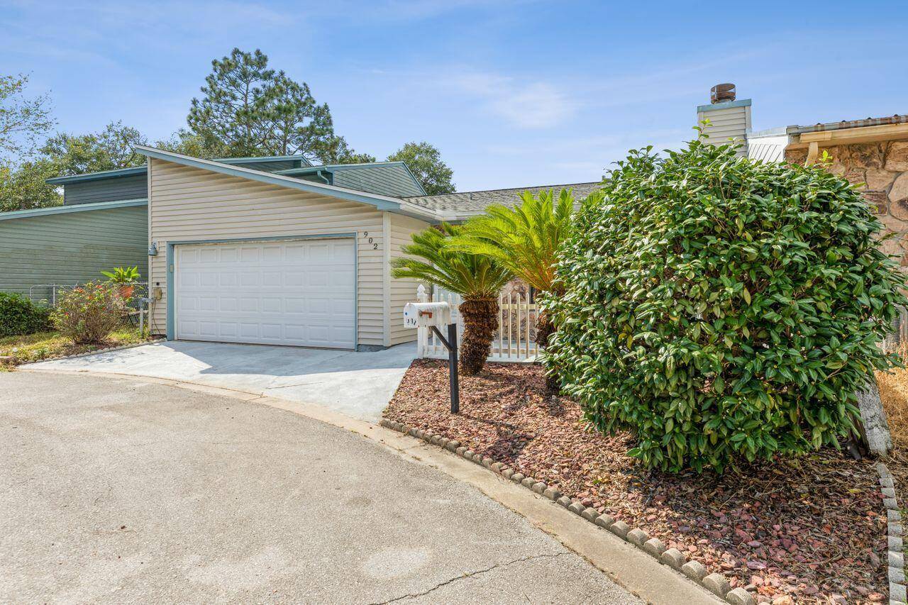 Fort Walton Beach, FL 32547,902 Holbrook Circle