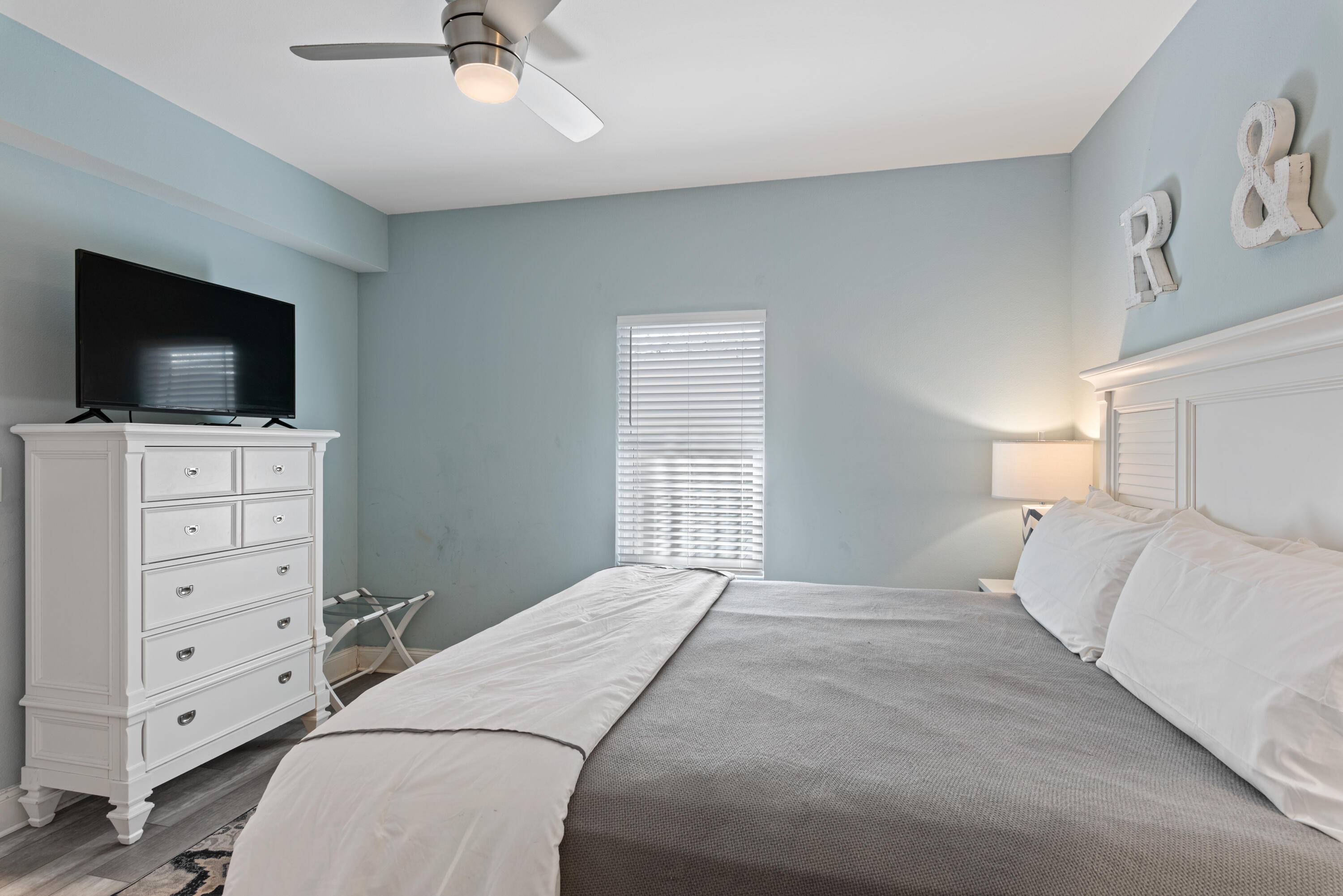 Panama City Beach, FL 32408,9860 S Thomas Drive  #UNIT 302