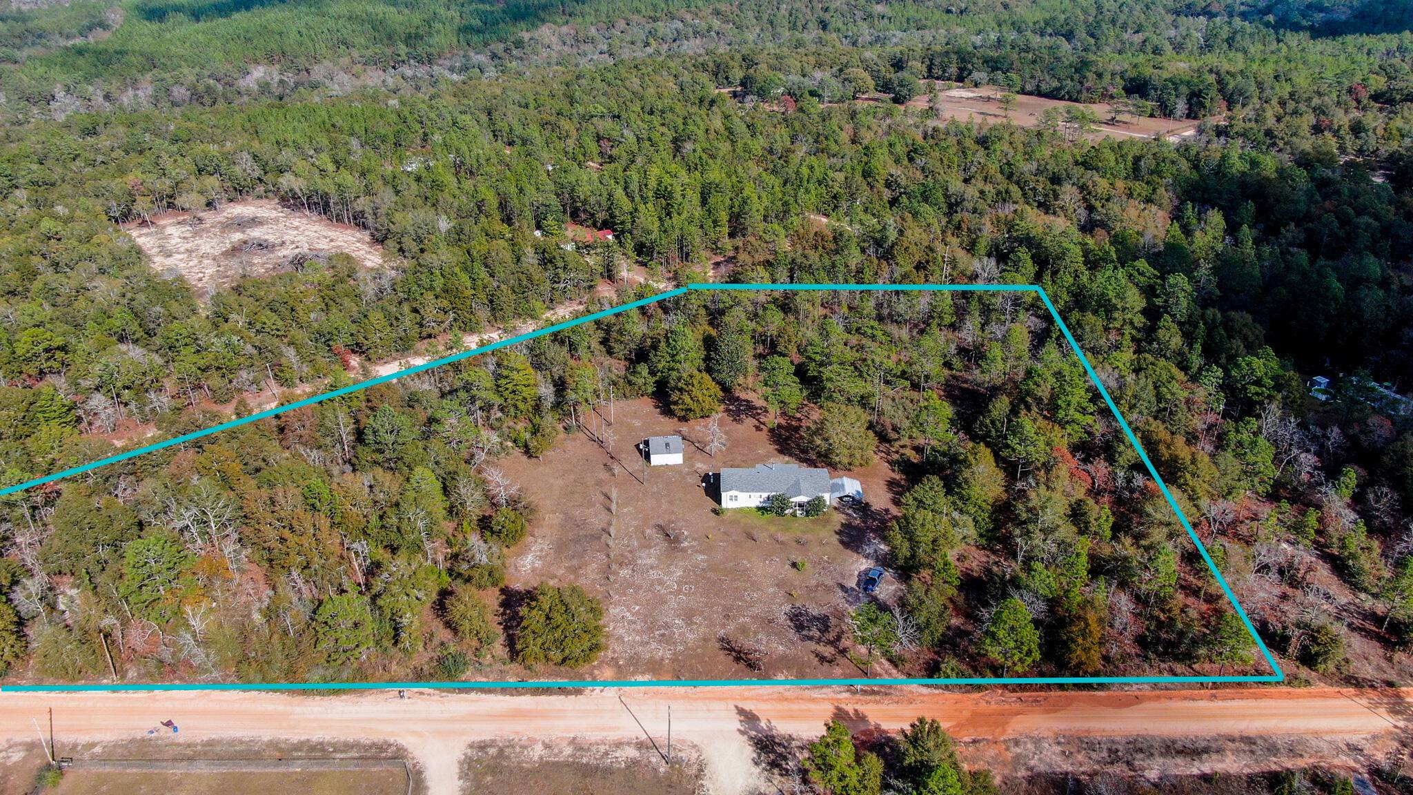 Defuniak Springs, FL 32433,452 Wee Acres Road