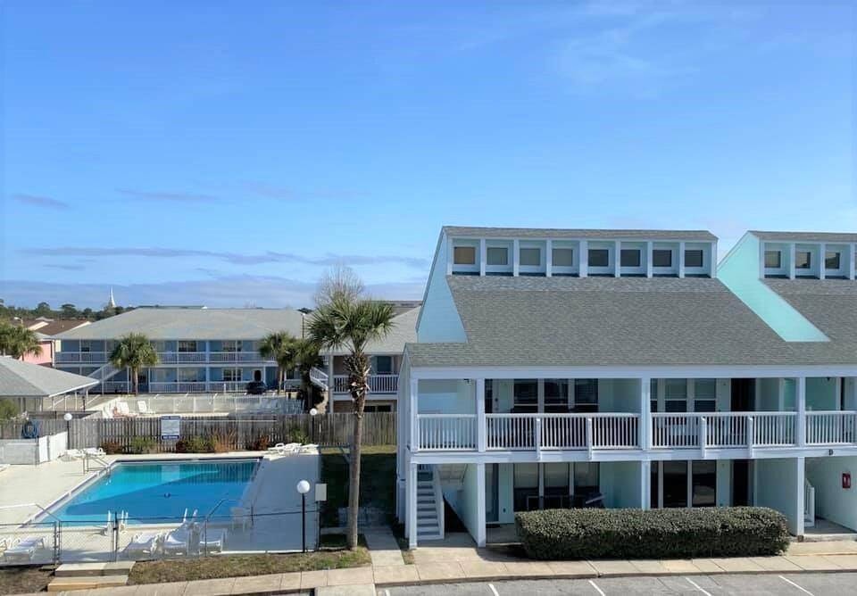 Panama City Beach, FL 32413,17670 Front Beach Road  #D5