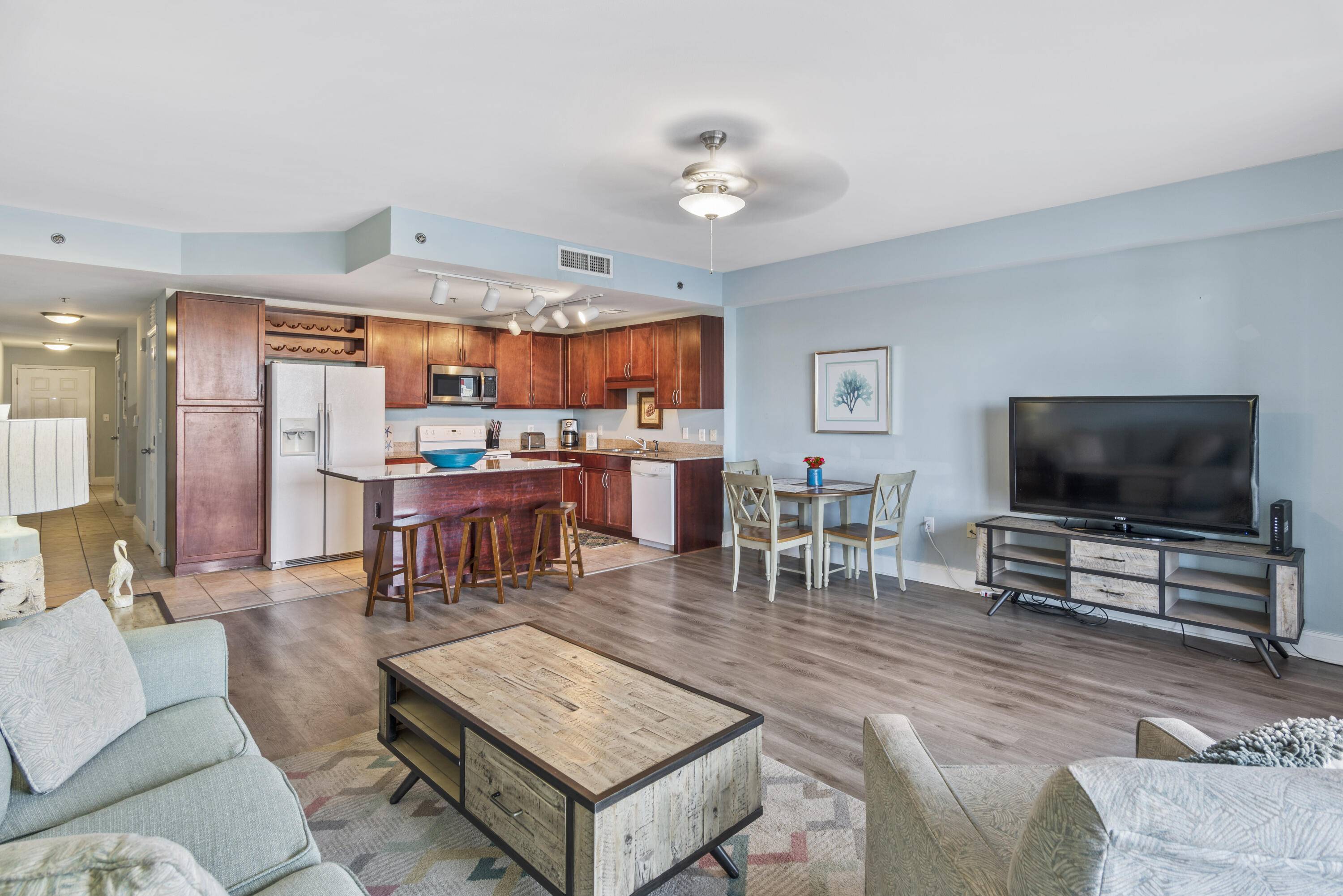 Panama City Beach, FL 32408,9860 S Thomas Drive  #UNIT 215