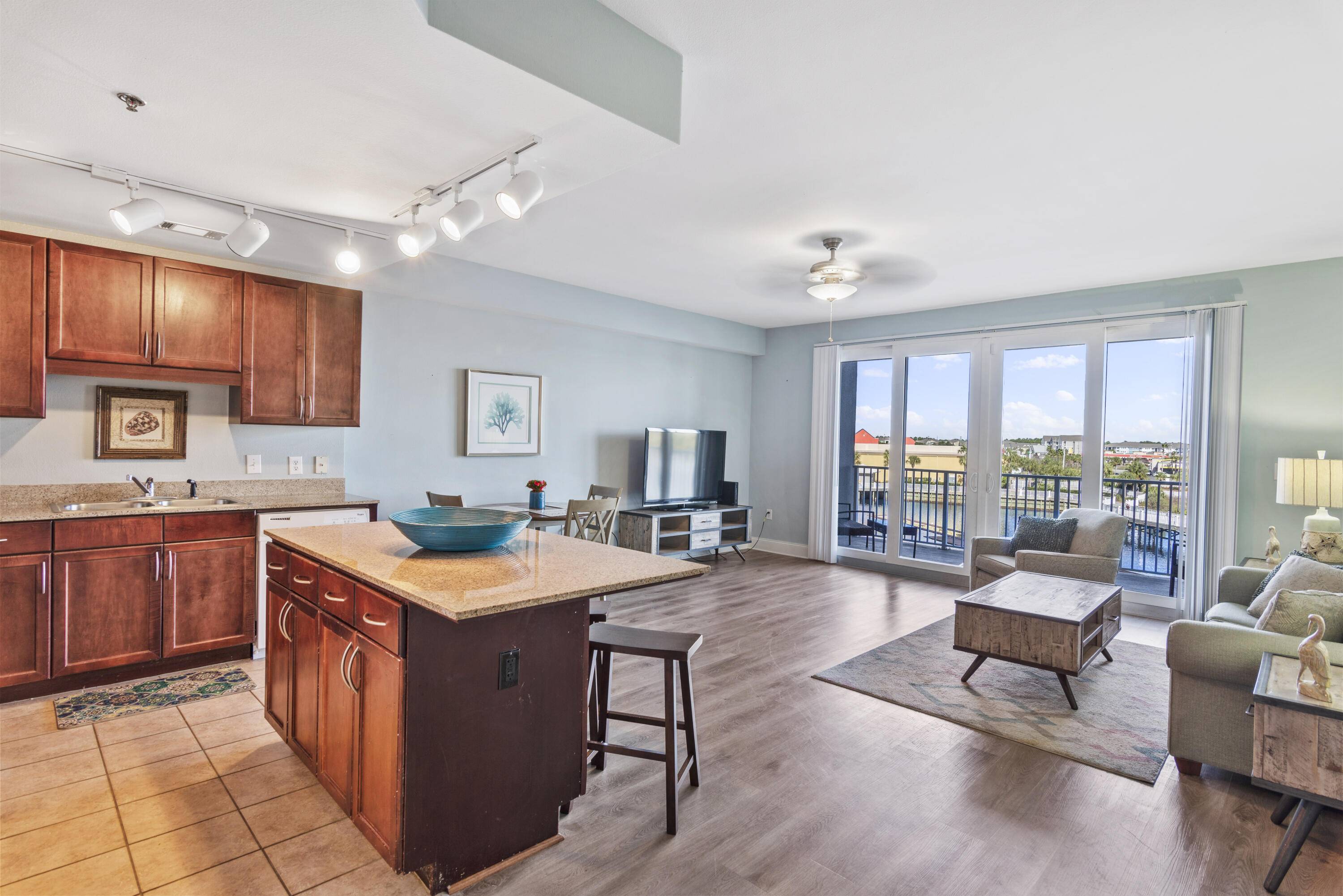 Panama City Beach, FL 32408,9860 S Thomas Drive  #UNIT 215