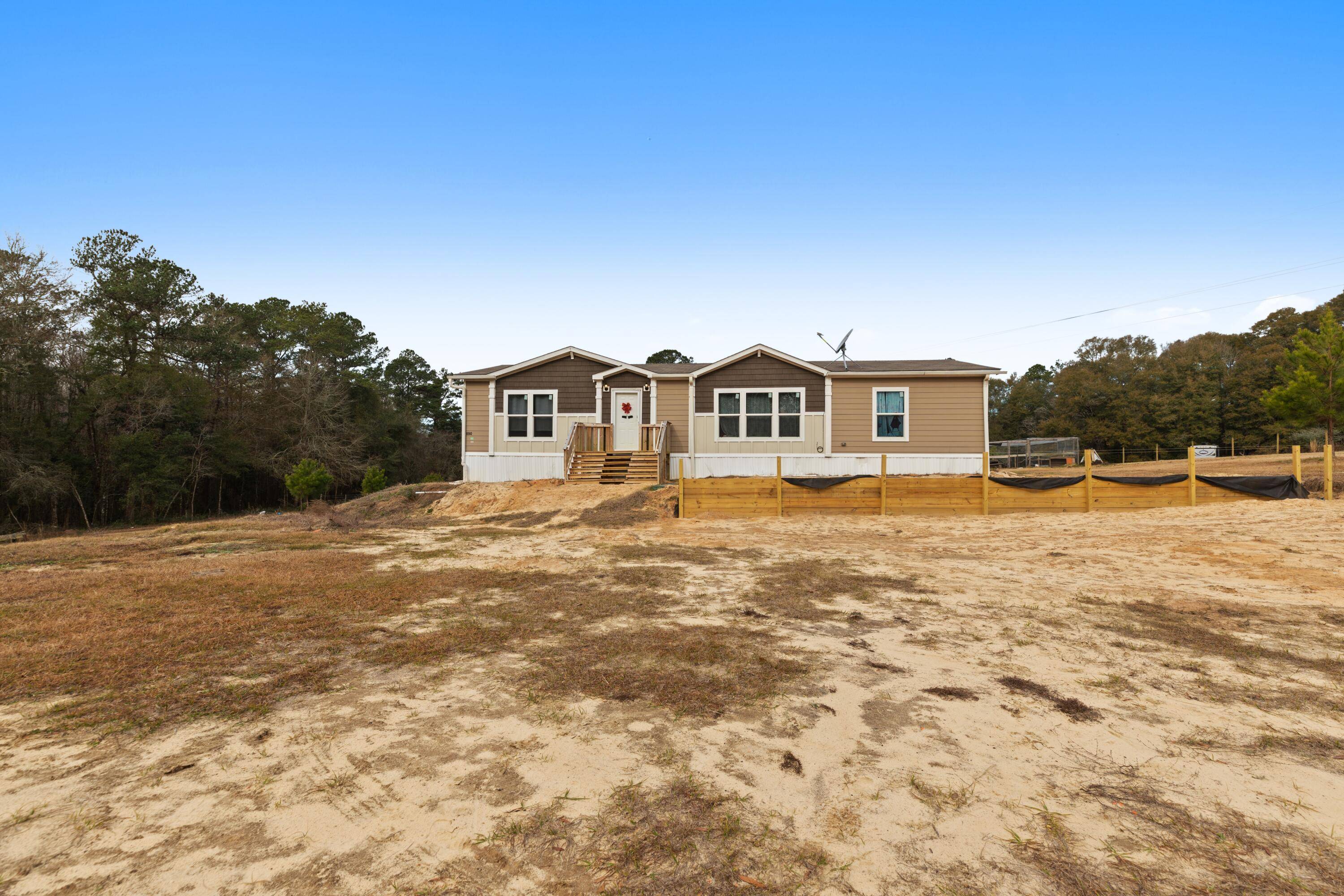 Laurel Hill, FL 32567,8560 Robinson Road