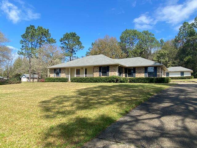 Crestview, FL 32536,465 Ridge Lake Road