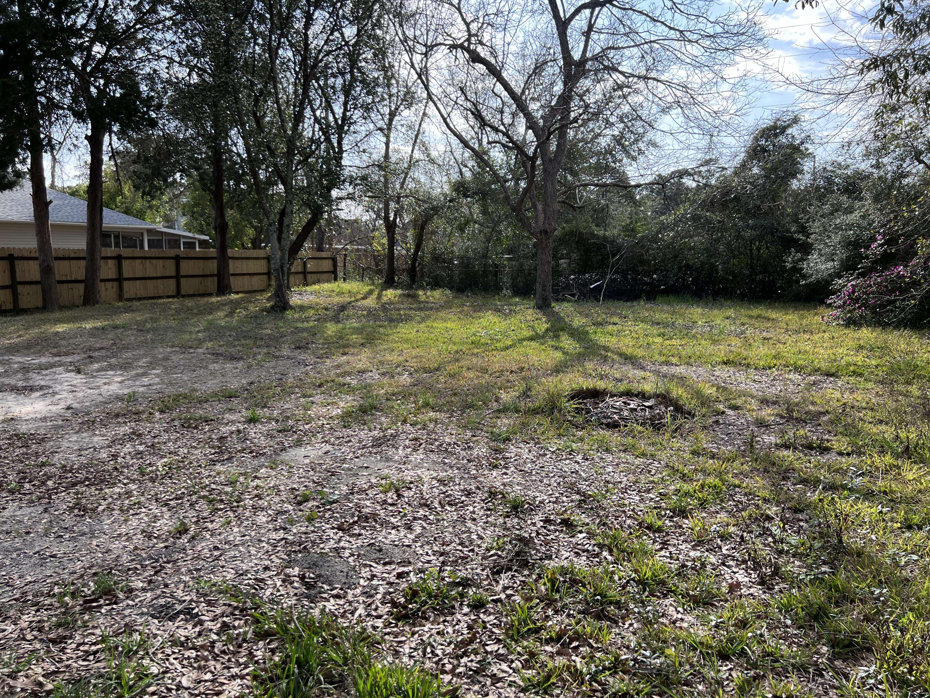 Mary Esther, FL 32569,111 Castle Road