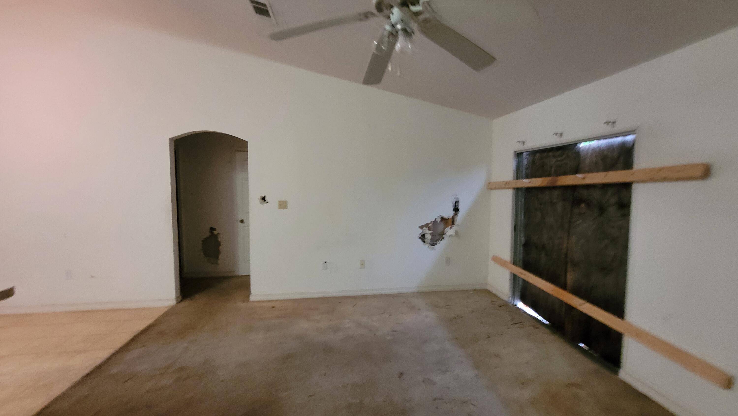 Crestview, FL 32536,198 Cabana Way