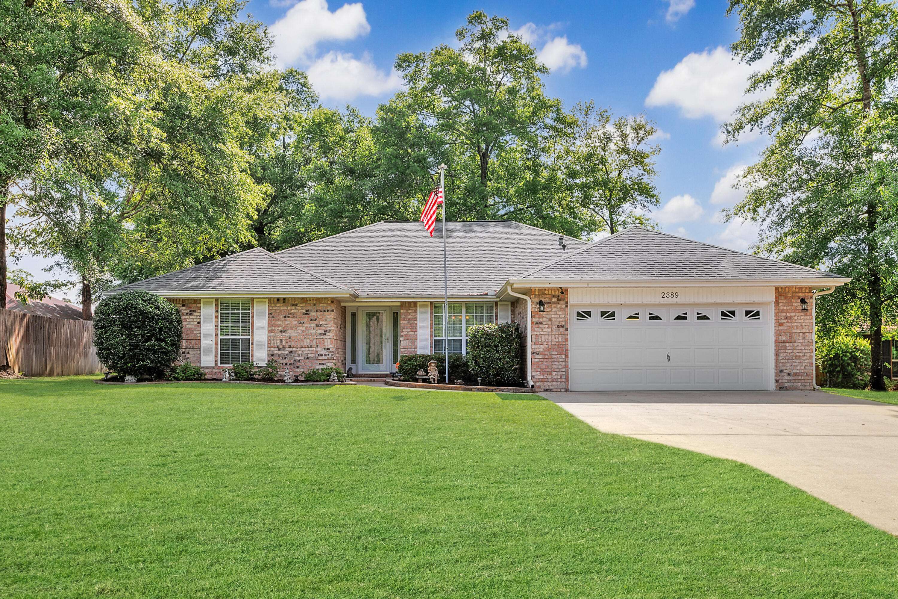 Crestview, FL 32536,2389 Genevieve Way